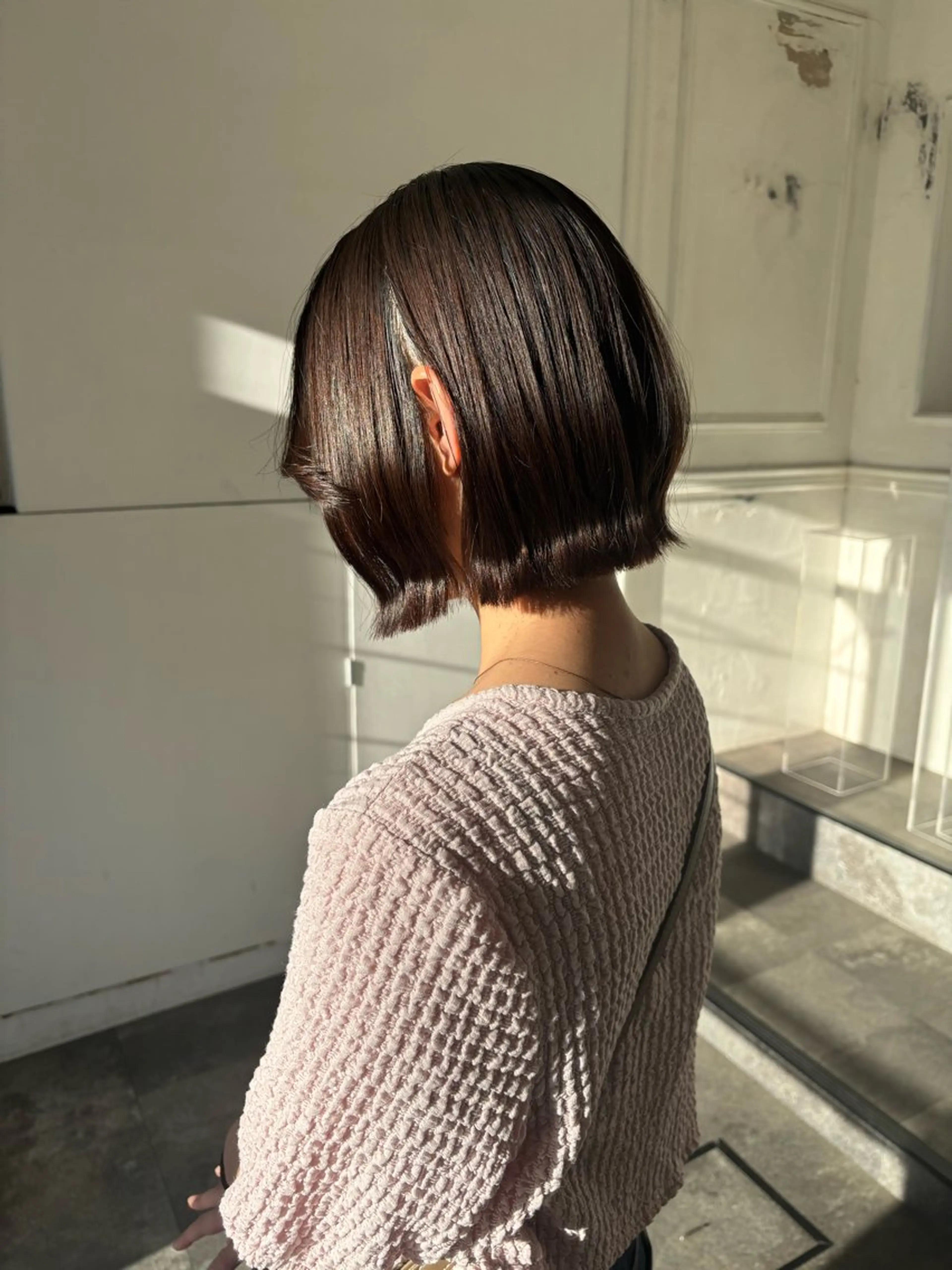 ショート ボブ comeghead 琴音のヘアスタイル
