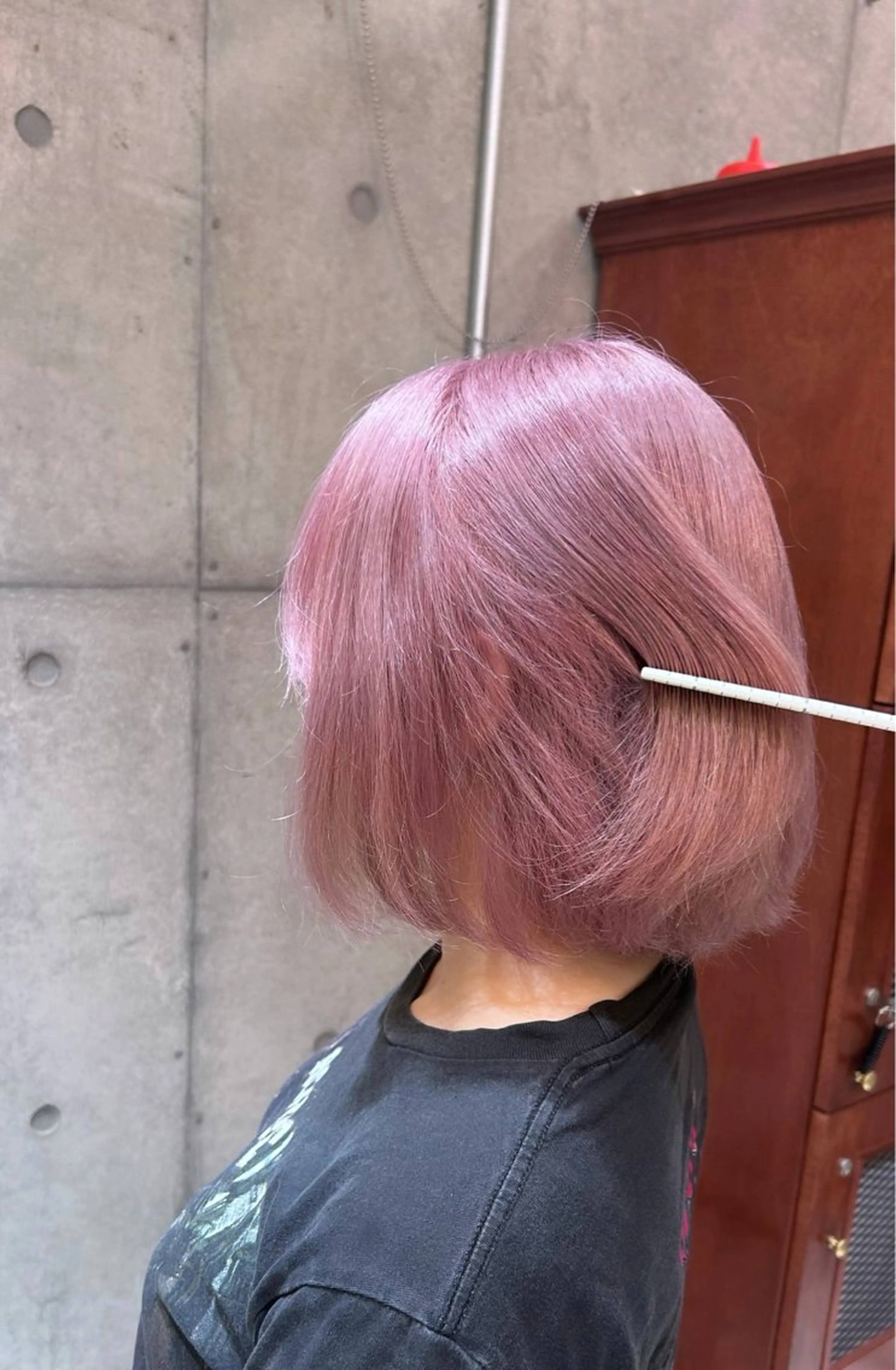 ショート カラー ヘアカラー 閼伽井 誇和のヘアスタイル