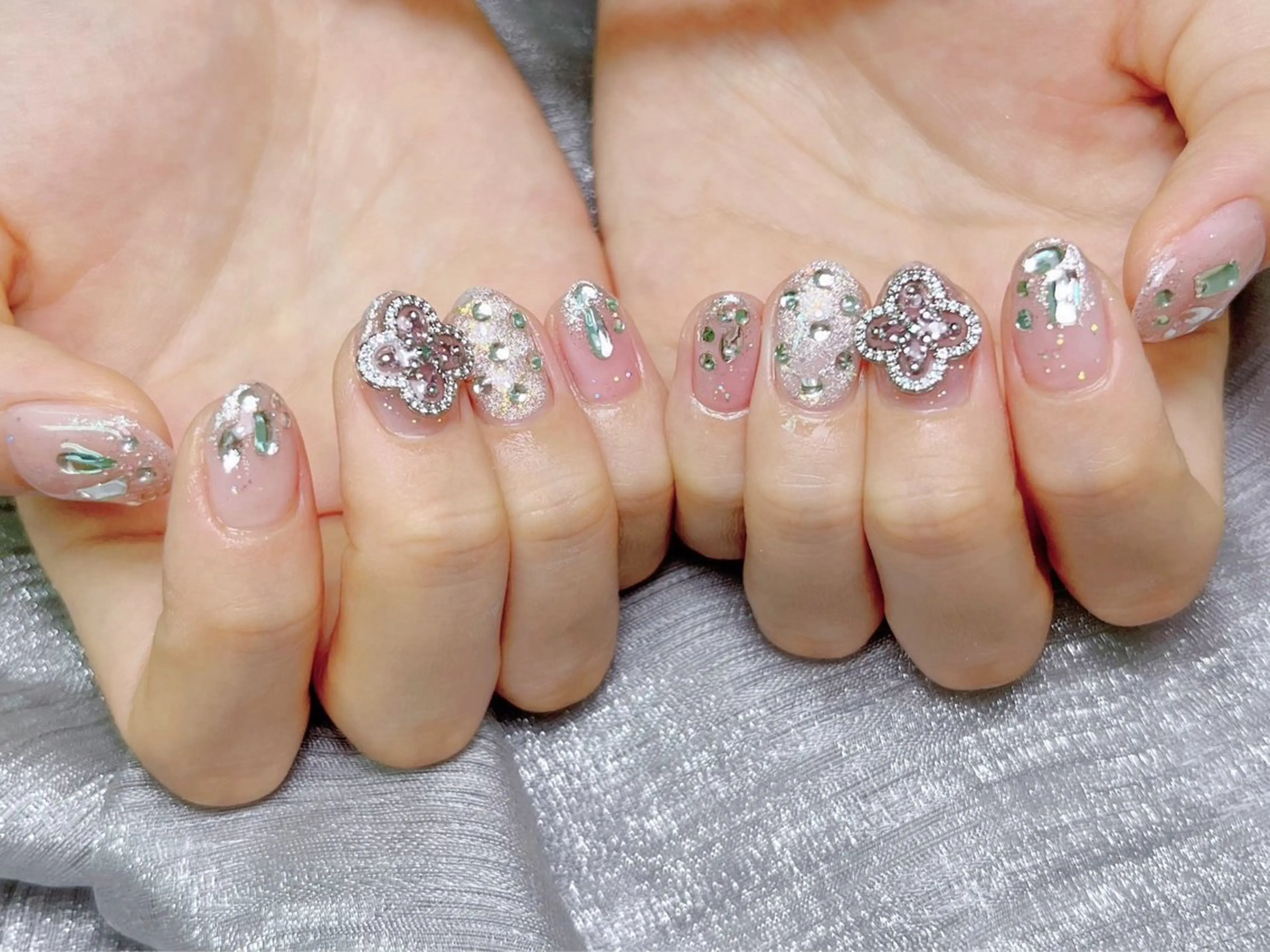 ネイル ハンドネイル lucky nail 歌舞伎町のネイルデザイン