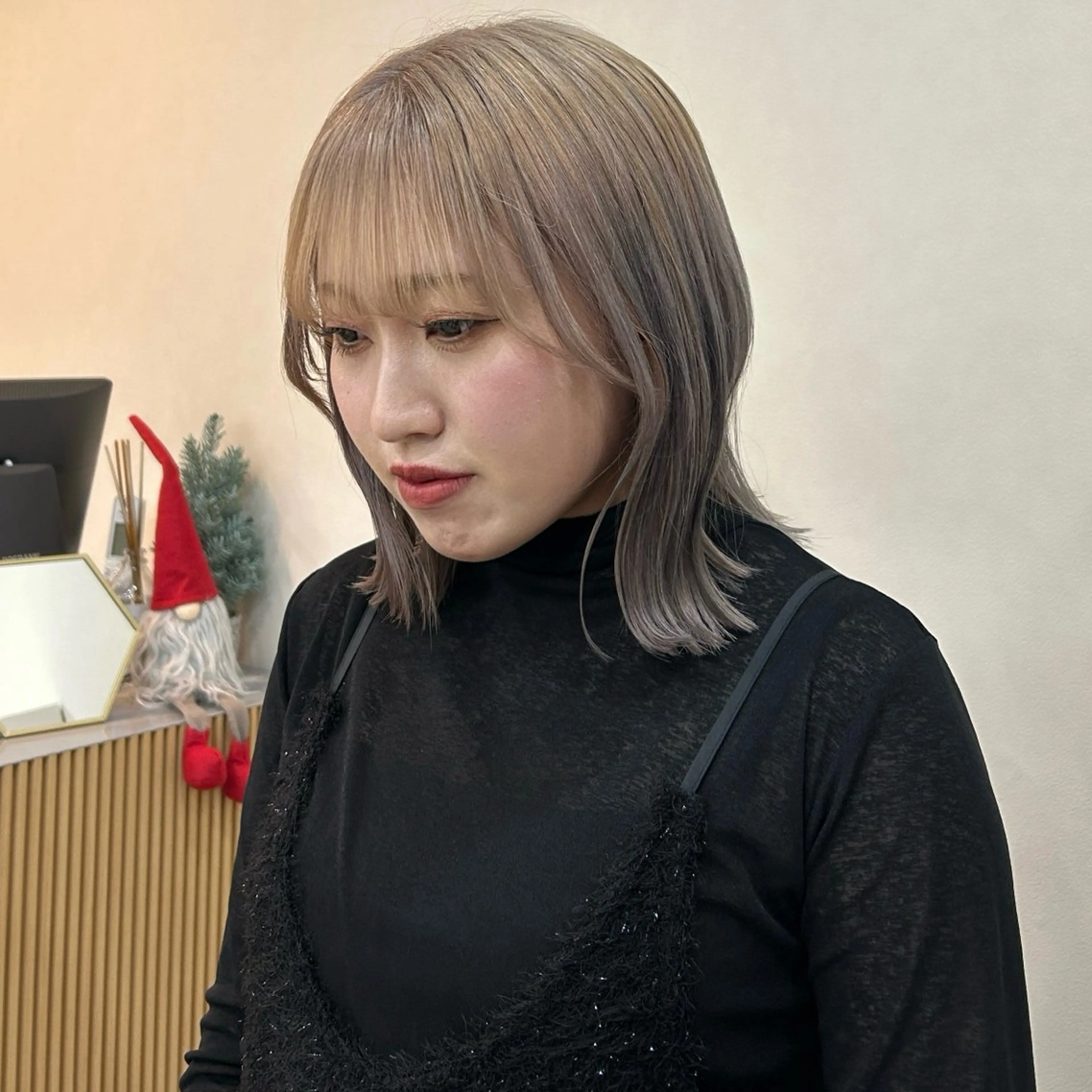 ミディアム ヘアカラー トリートメント MIDORI🎀 透明感/ベージュのヘアスタイル