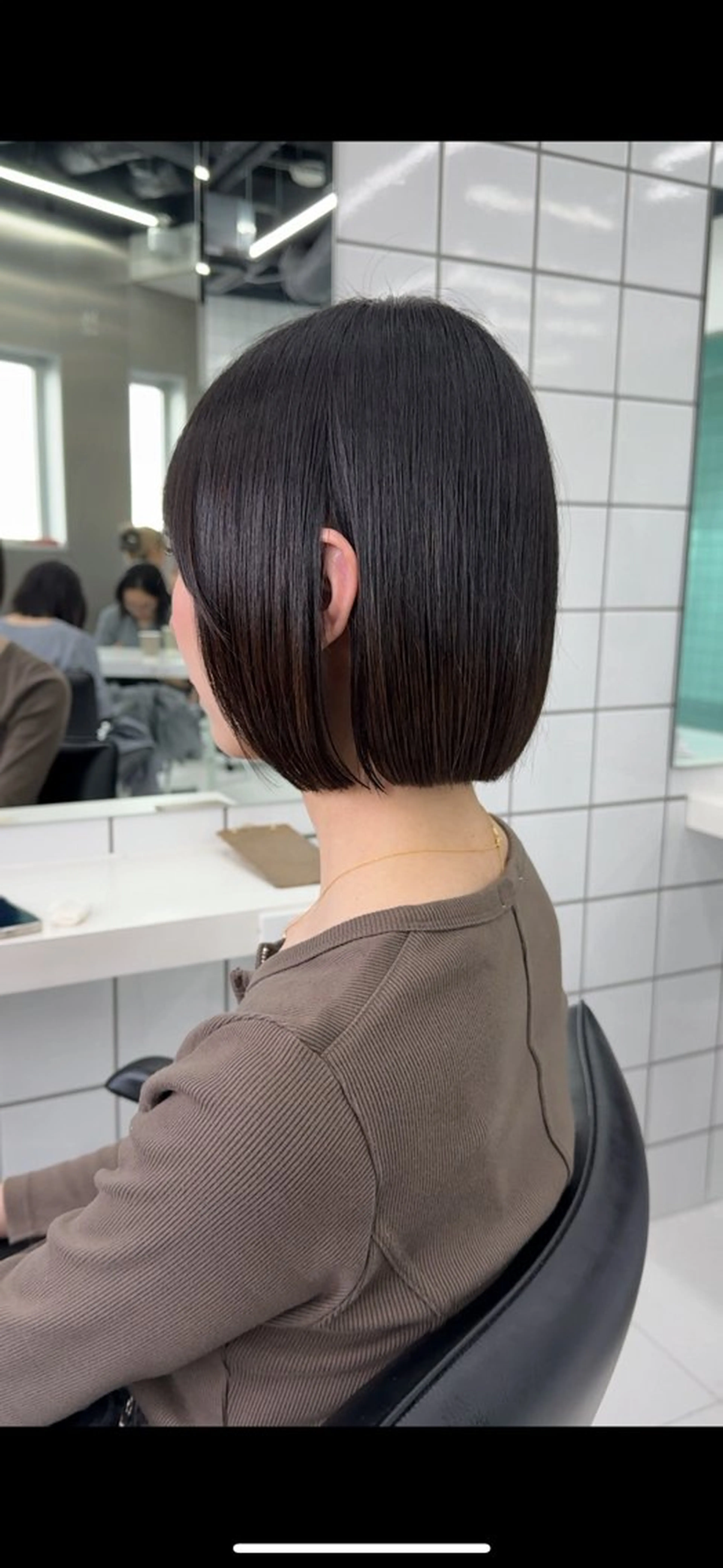 ミディアム ワンレンボブ ボブ トリートメント 縮毛矯正特化 髪質改善辻良輝のヘアスタイル