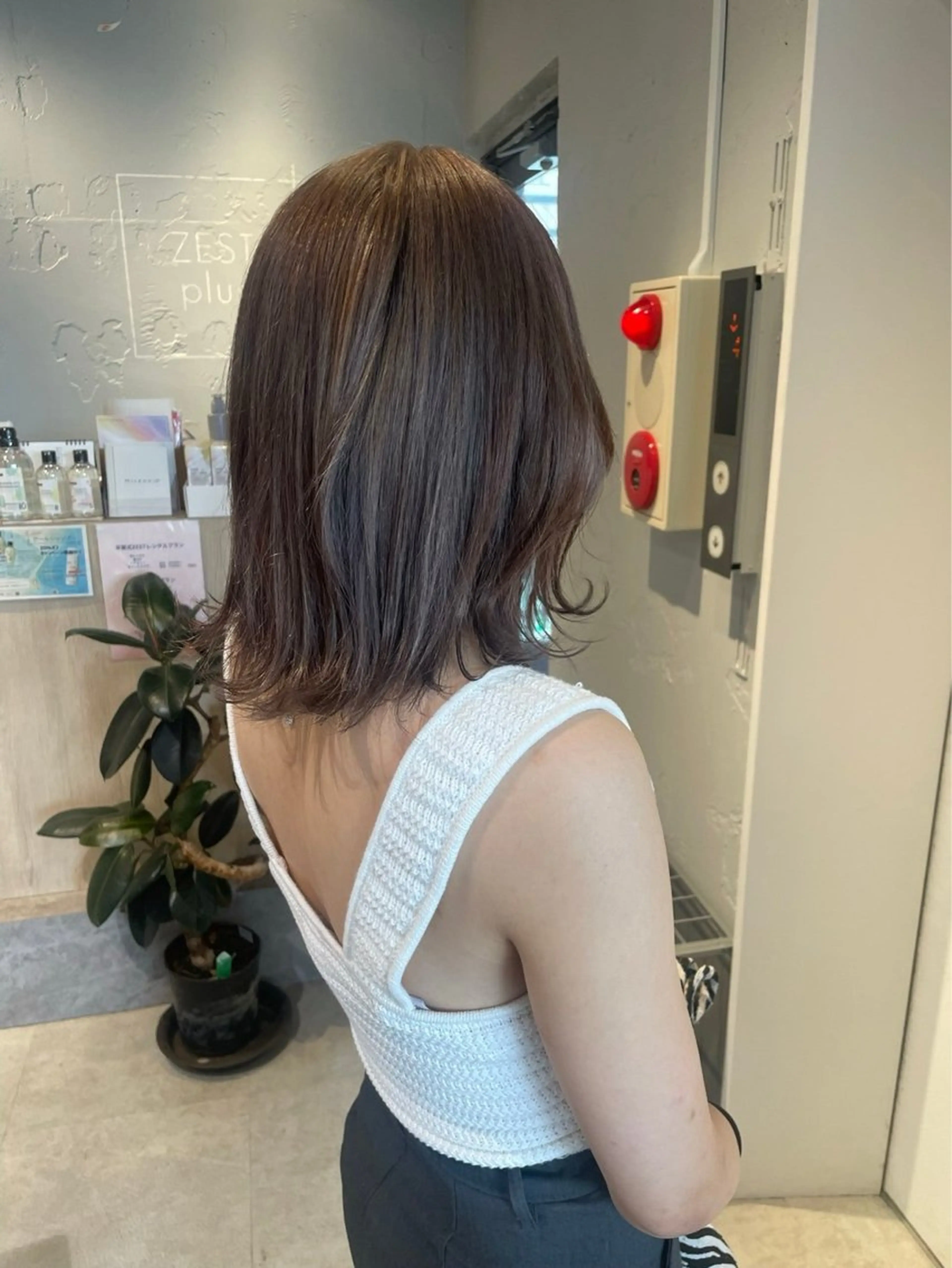 ミディアム ｵﾀｸ美容師🛍/ 酸性ストレート/艶髪のヘアスタイル