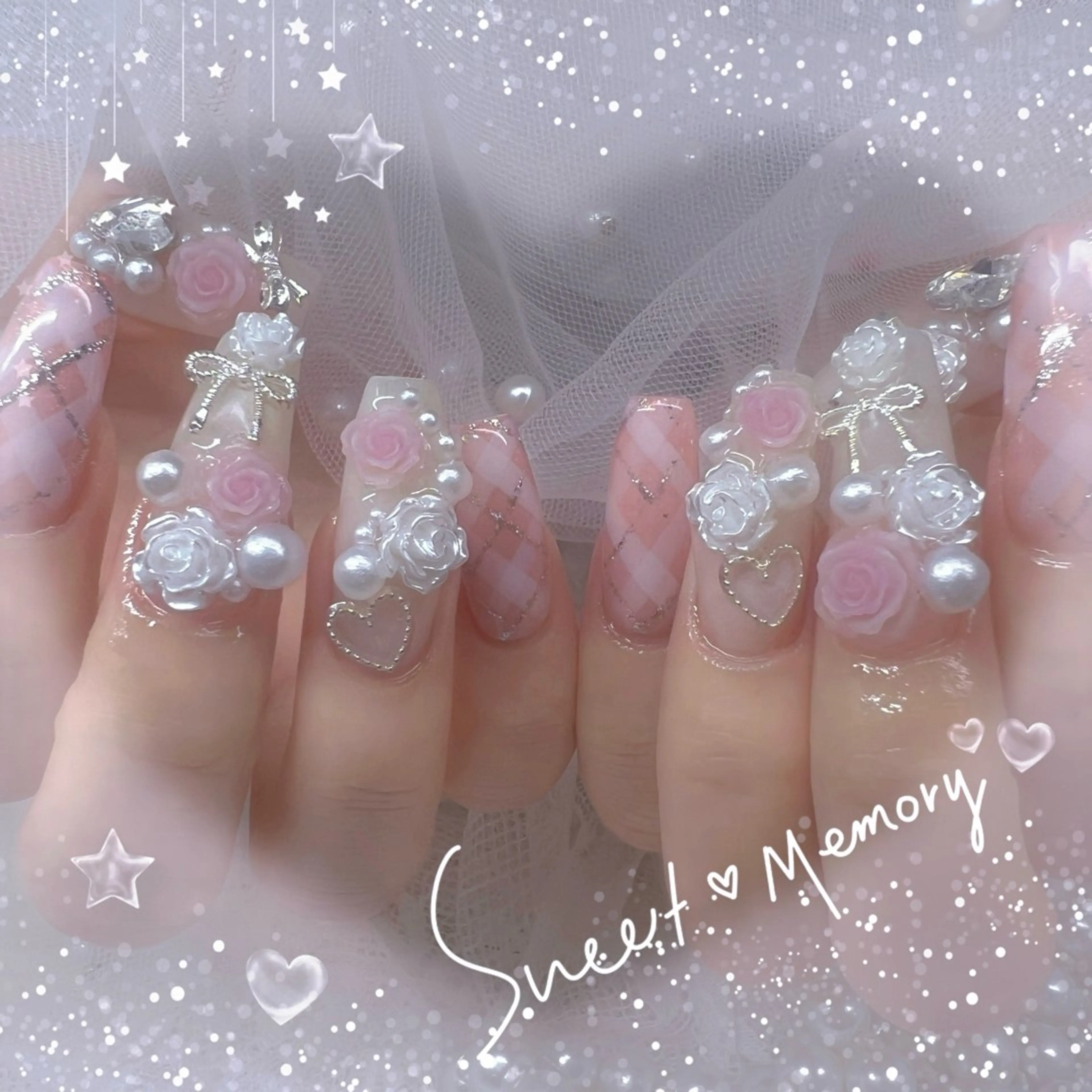 ネイル チークネイル フレンチネイル ガーリー ガラスフレンチ グラデーション ハンドネイル Chill Nailsalonのネイルデザイン