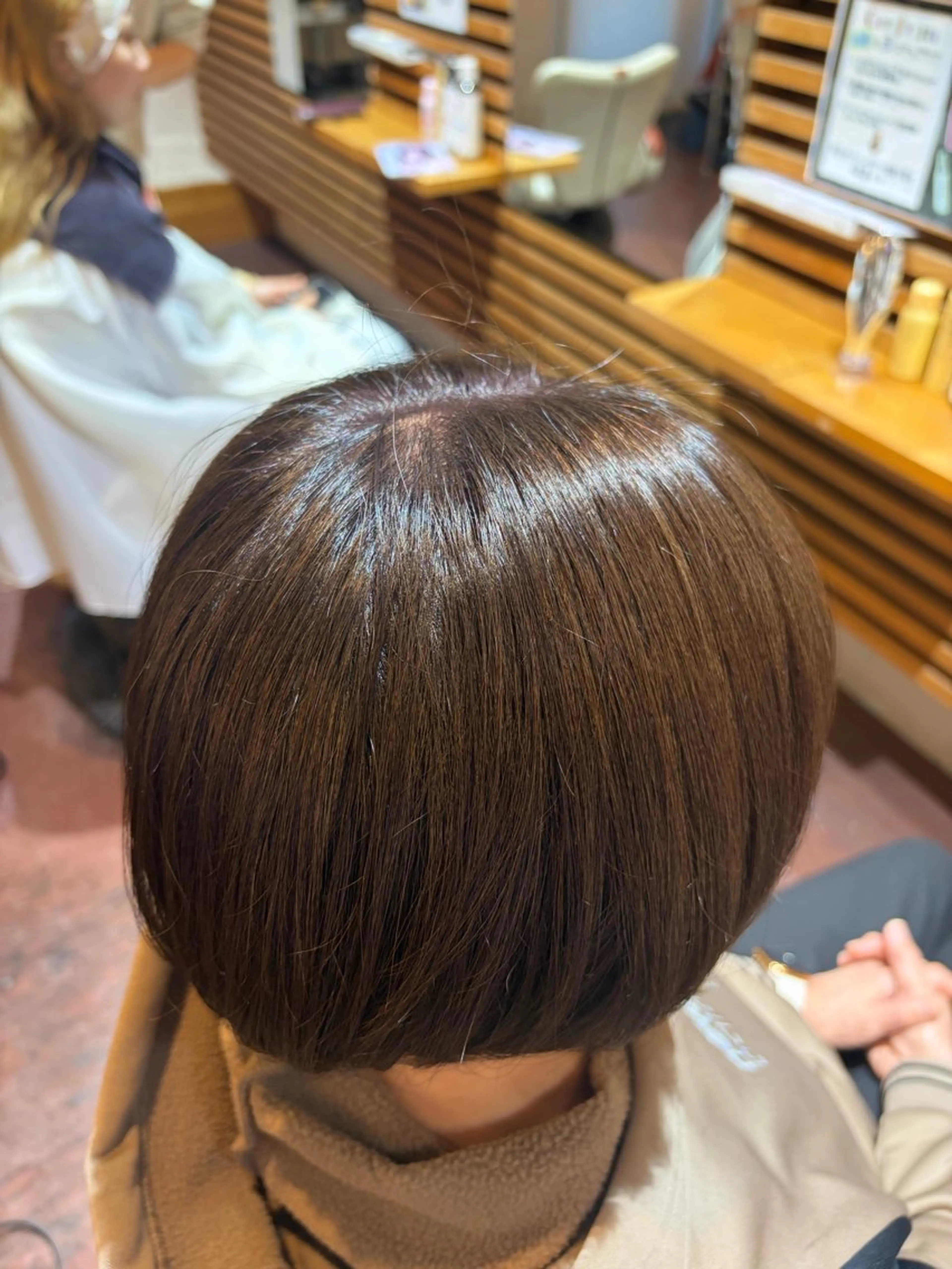 カラー 内村 紫里のヘアスタイル
