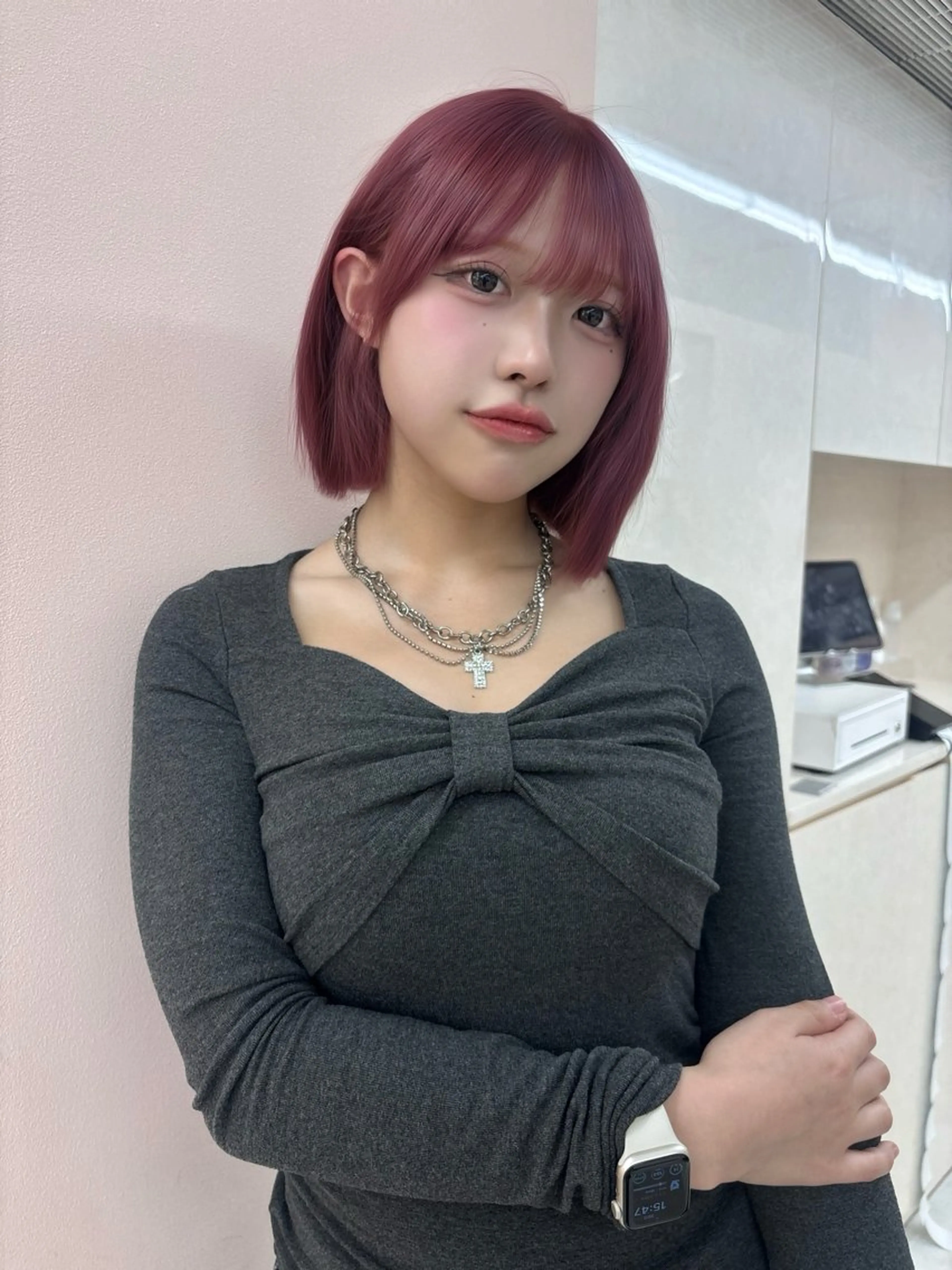 カラー YOLO 渋谷 nanamiのヘアスタイル