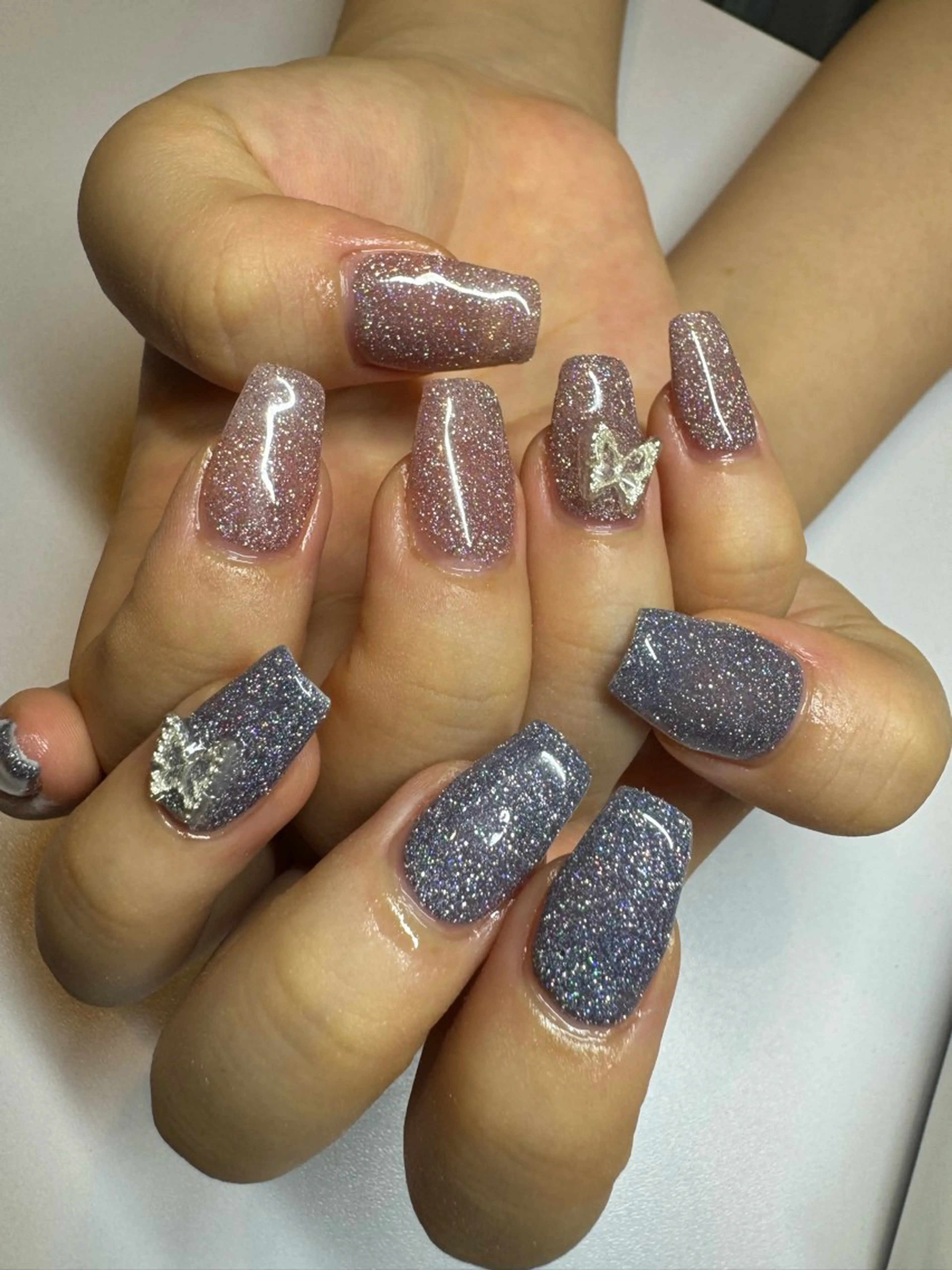 ネイル ハンドネイル 濱岡 咲のネイルデザイン