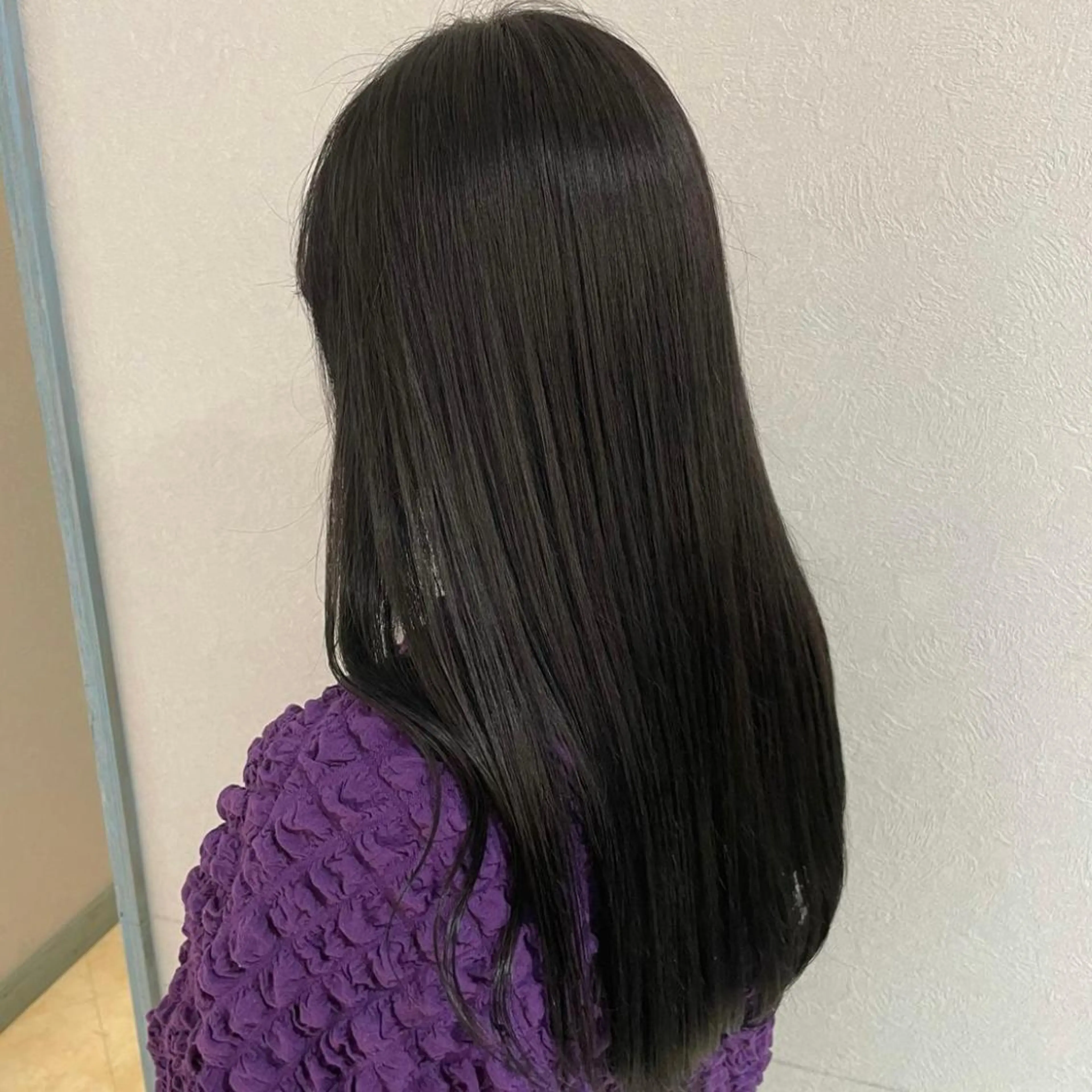 ロング カラー ヘアカラー トリートメント 酒井 里穂のヘアスタイル