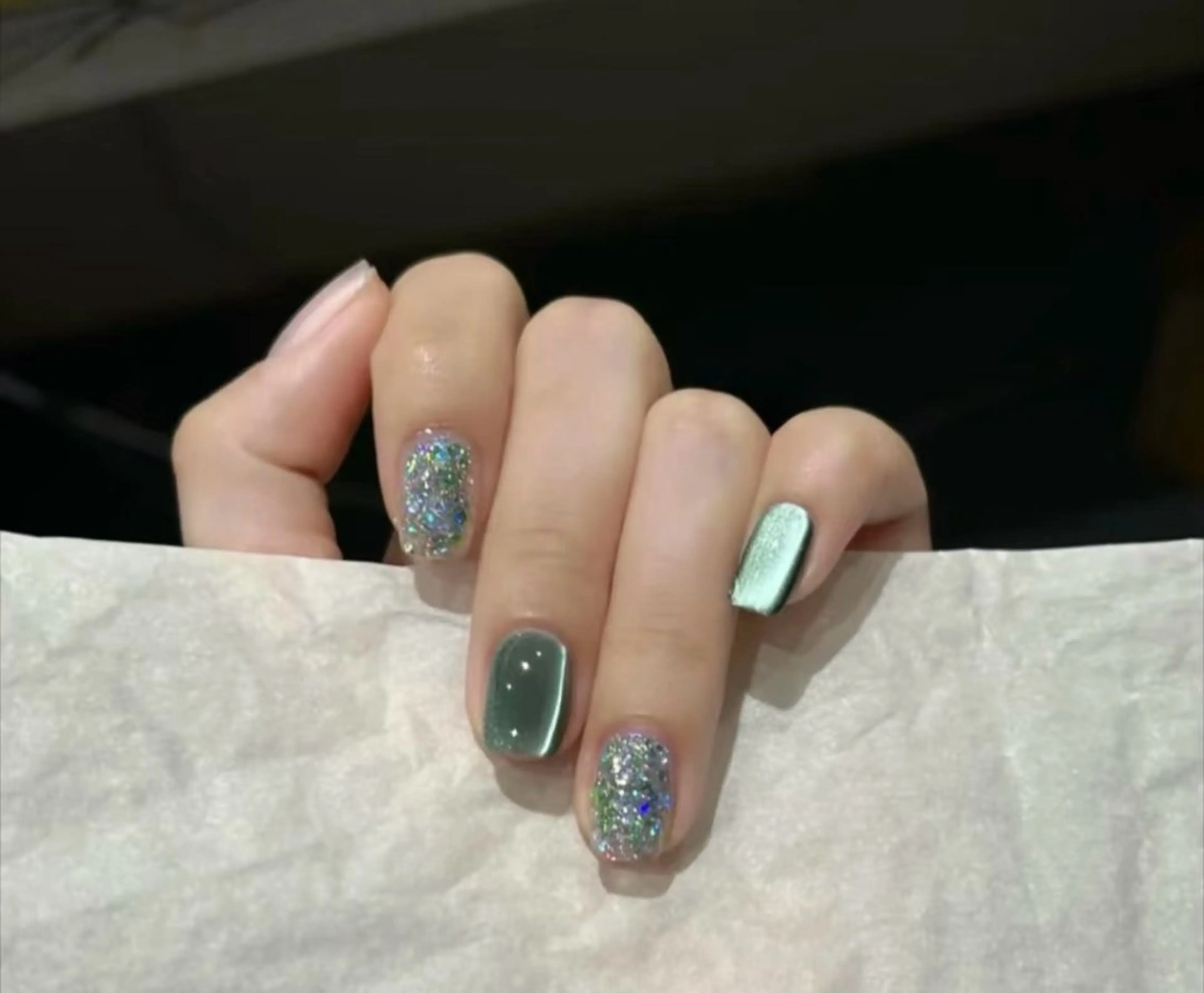 ネイル 高木 維麗絲のネイルデザイン