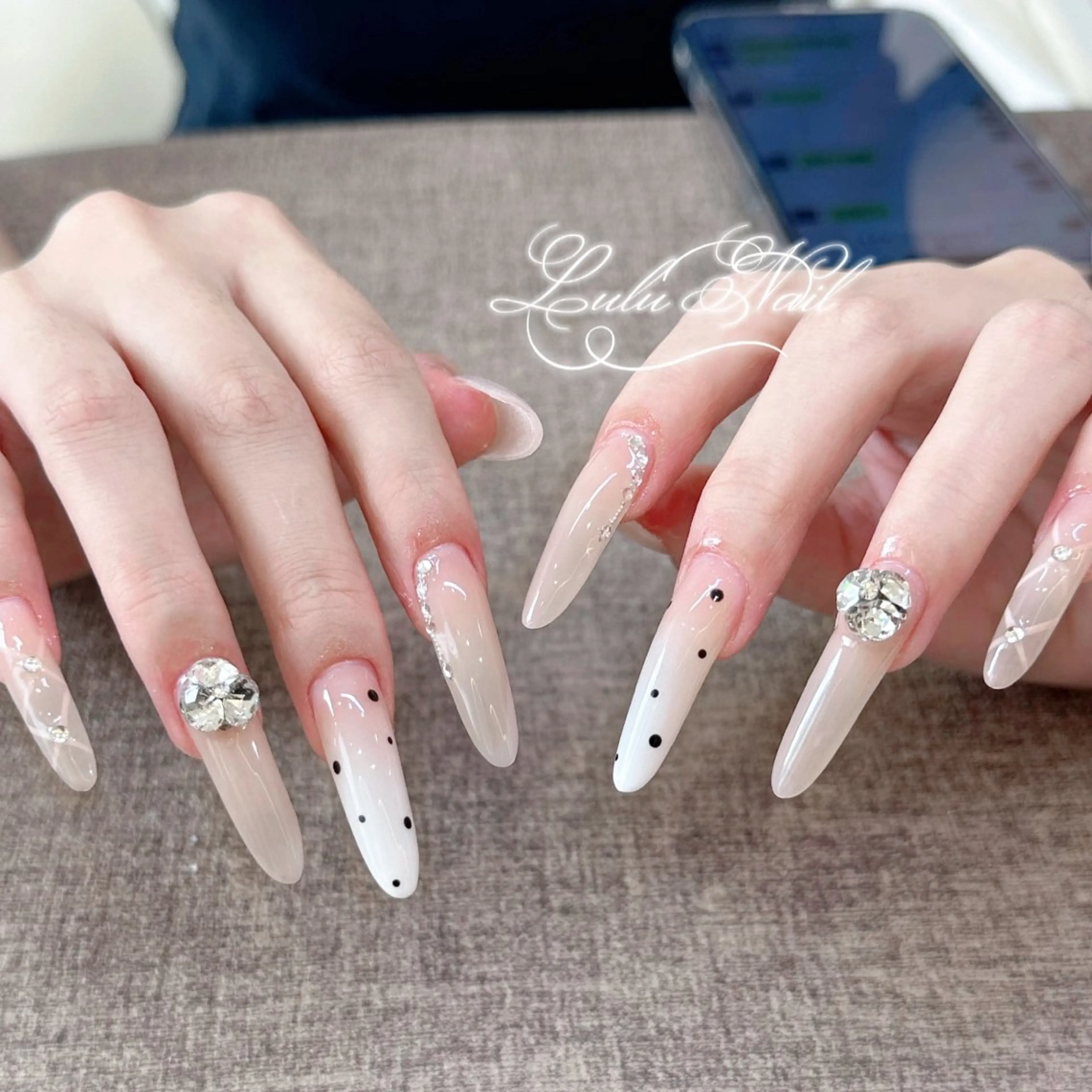 ネイル ハンドネイル Lulu Nail 🫧ユユのネイルデザイン