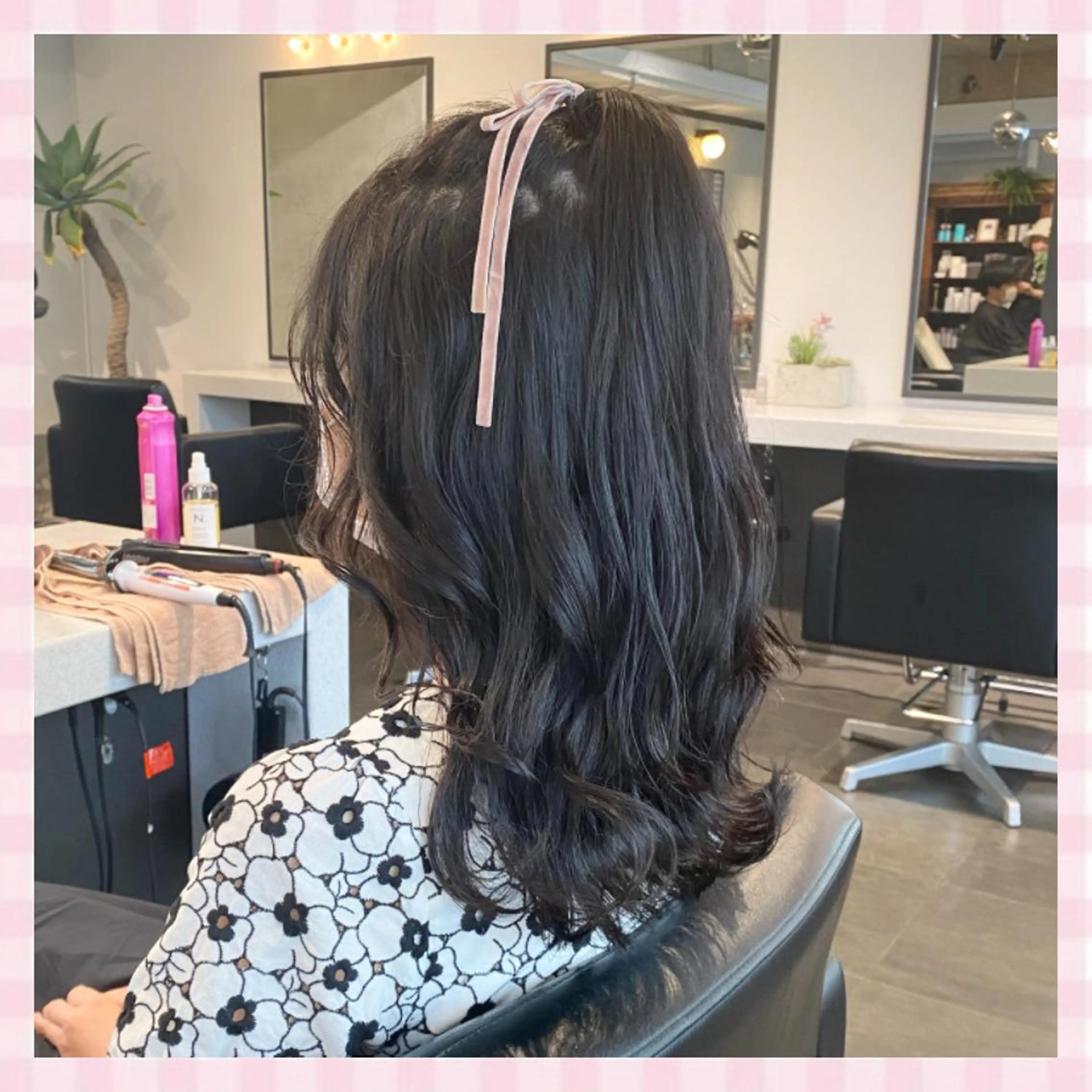 セミロング ヘアアレンジ 💗ガーリーヘア🎀 saki💗のヘアスタイル