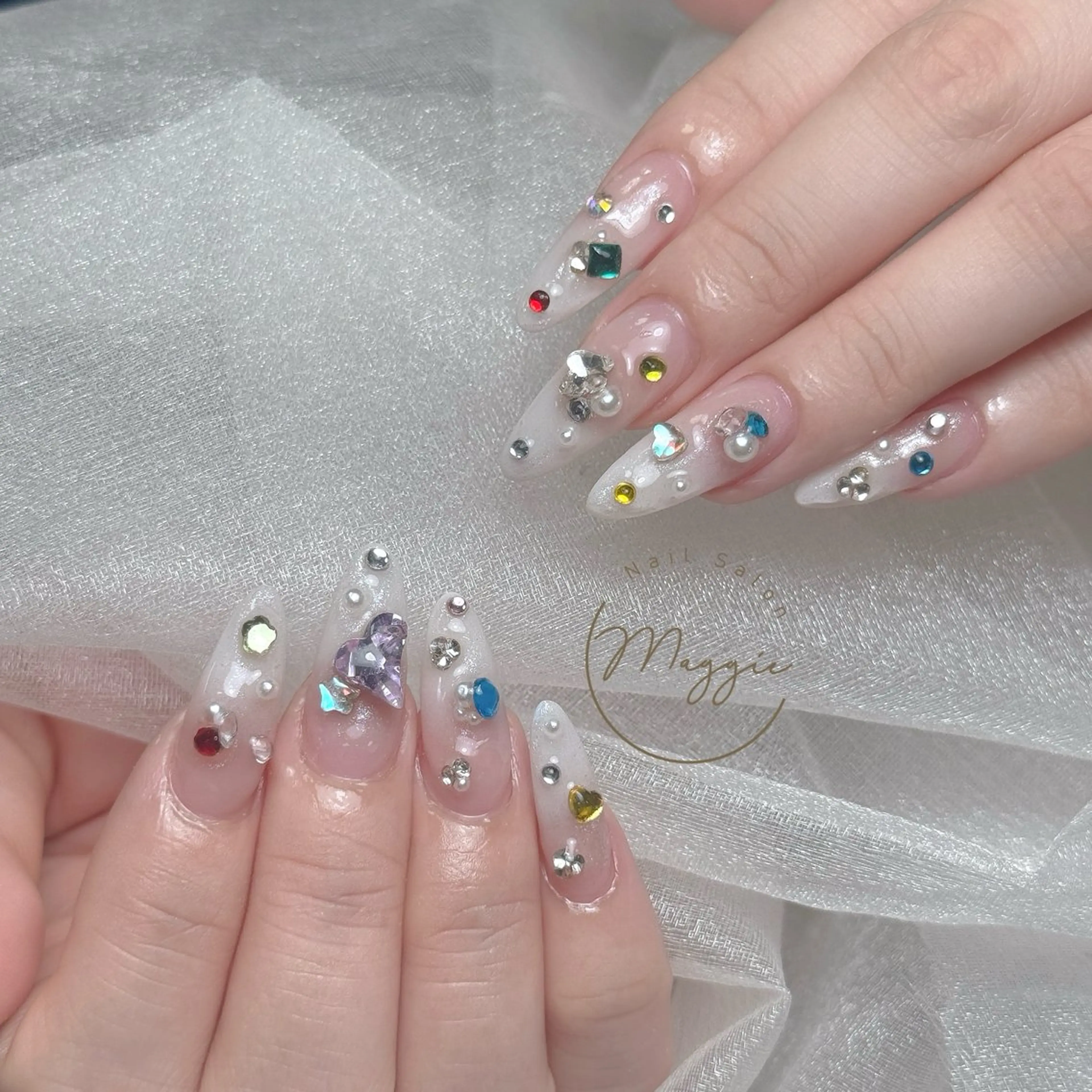 ネイル Maggie Nail🦩のネイルデザイン