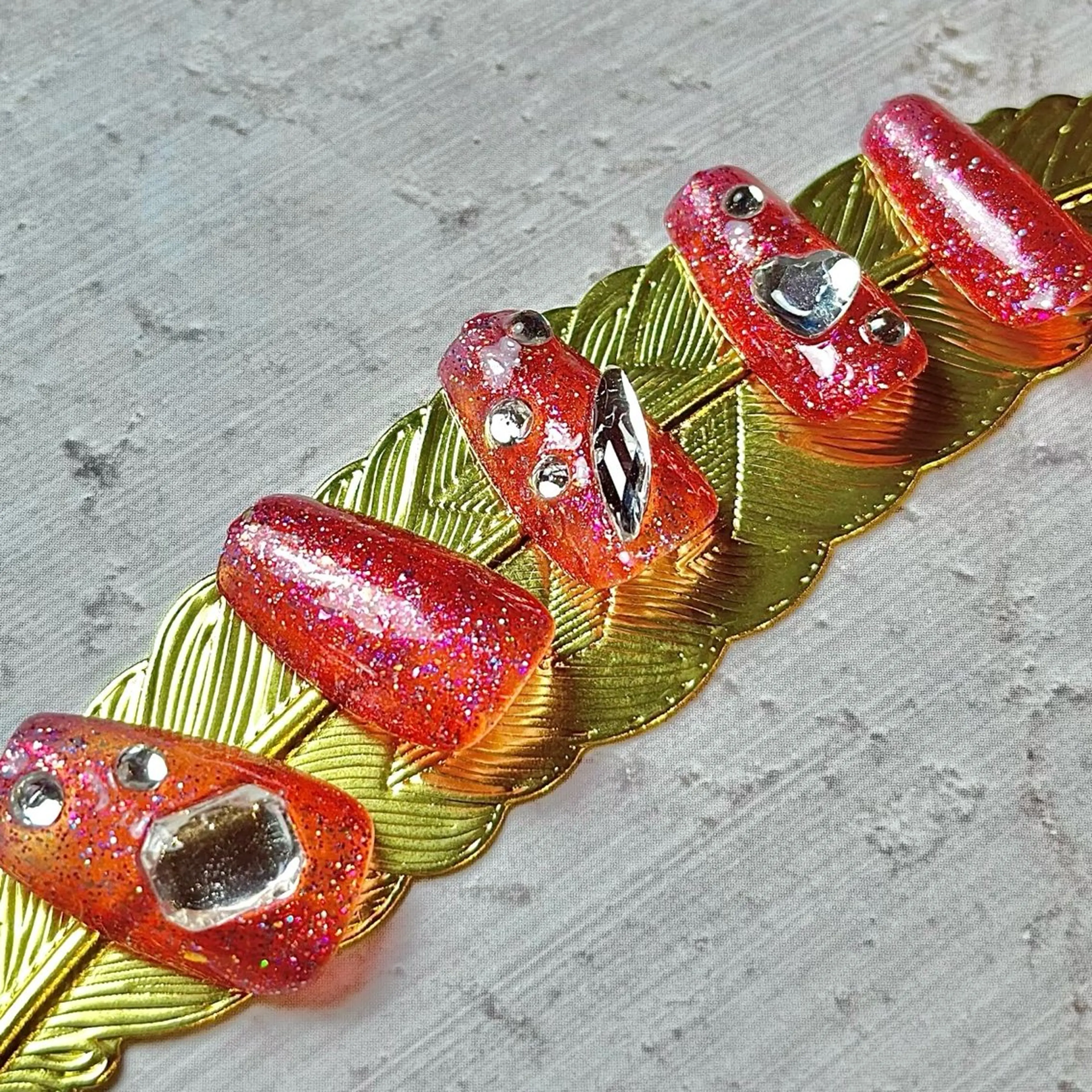 ネイル ピンキー 池田公園店のネイルデザイン