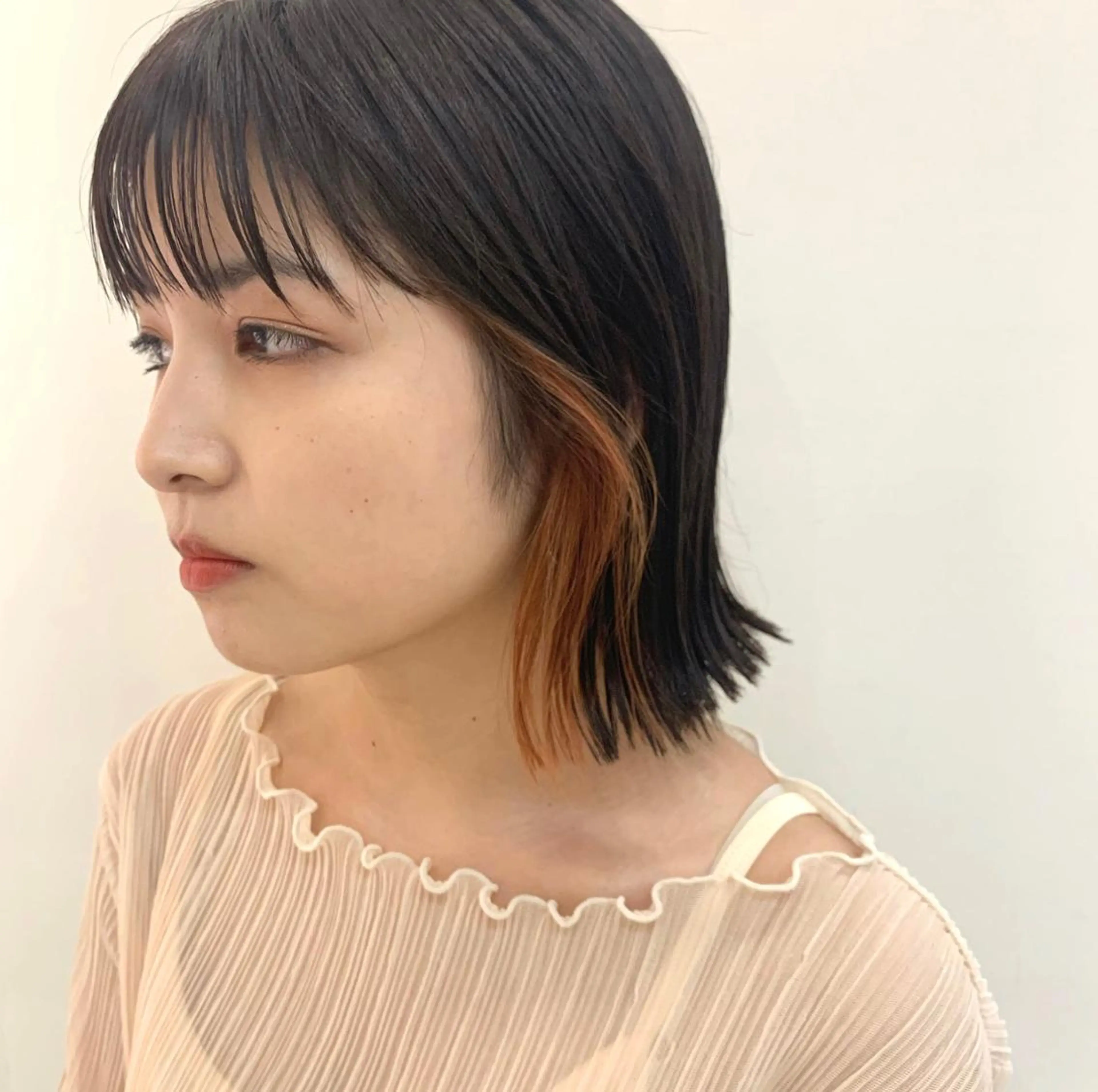 ショート カラー オレンジ ピンクカラー iLi所属・iLi 《イリ》のヘアスタイル