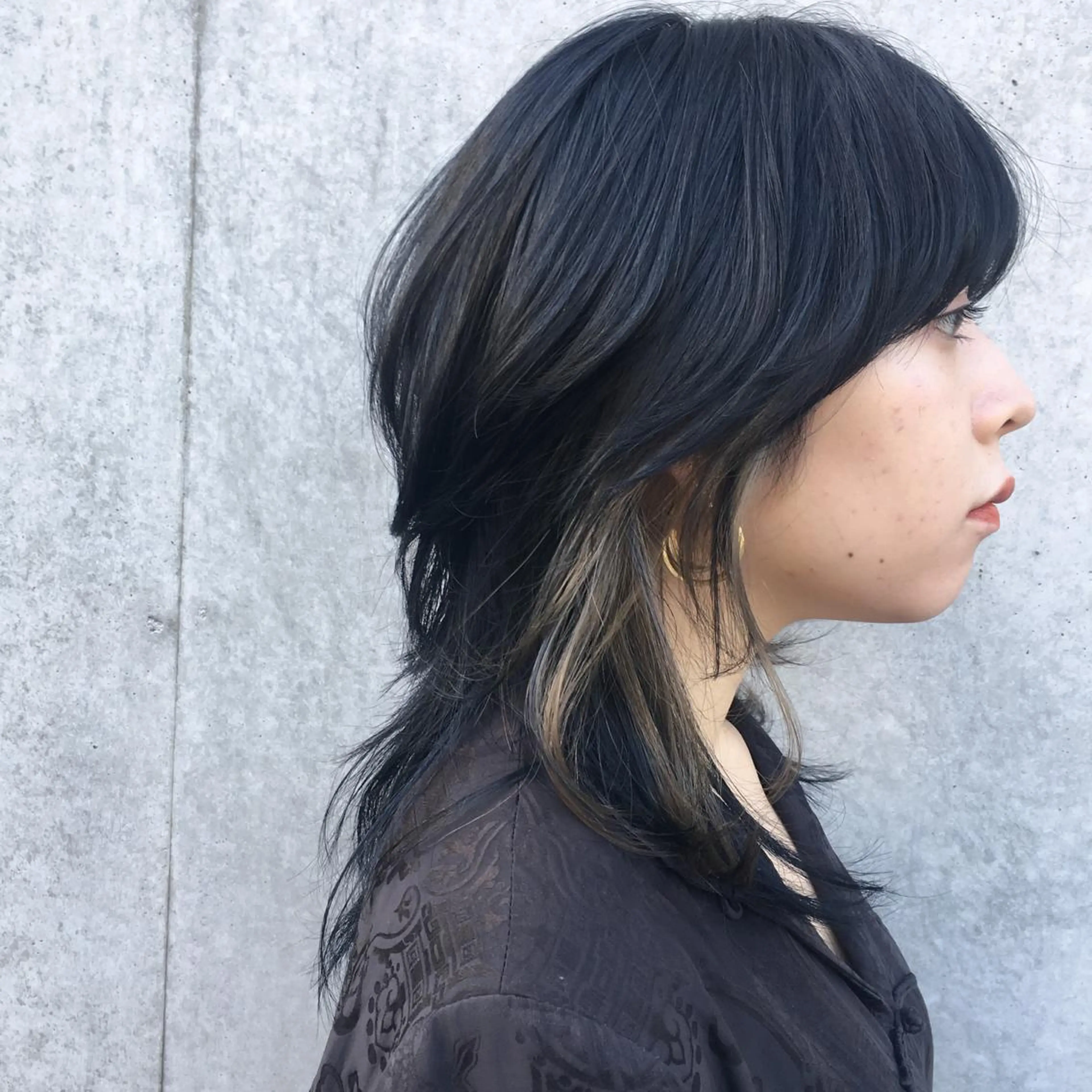 ミディアム カラー インナーカラー ウルフカット 美髪/デザイン /　湯本　哲也のヘアスタイル