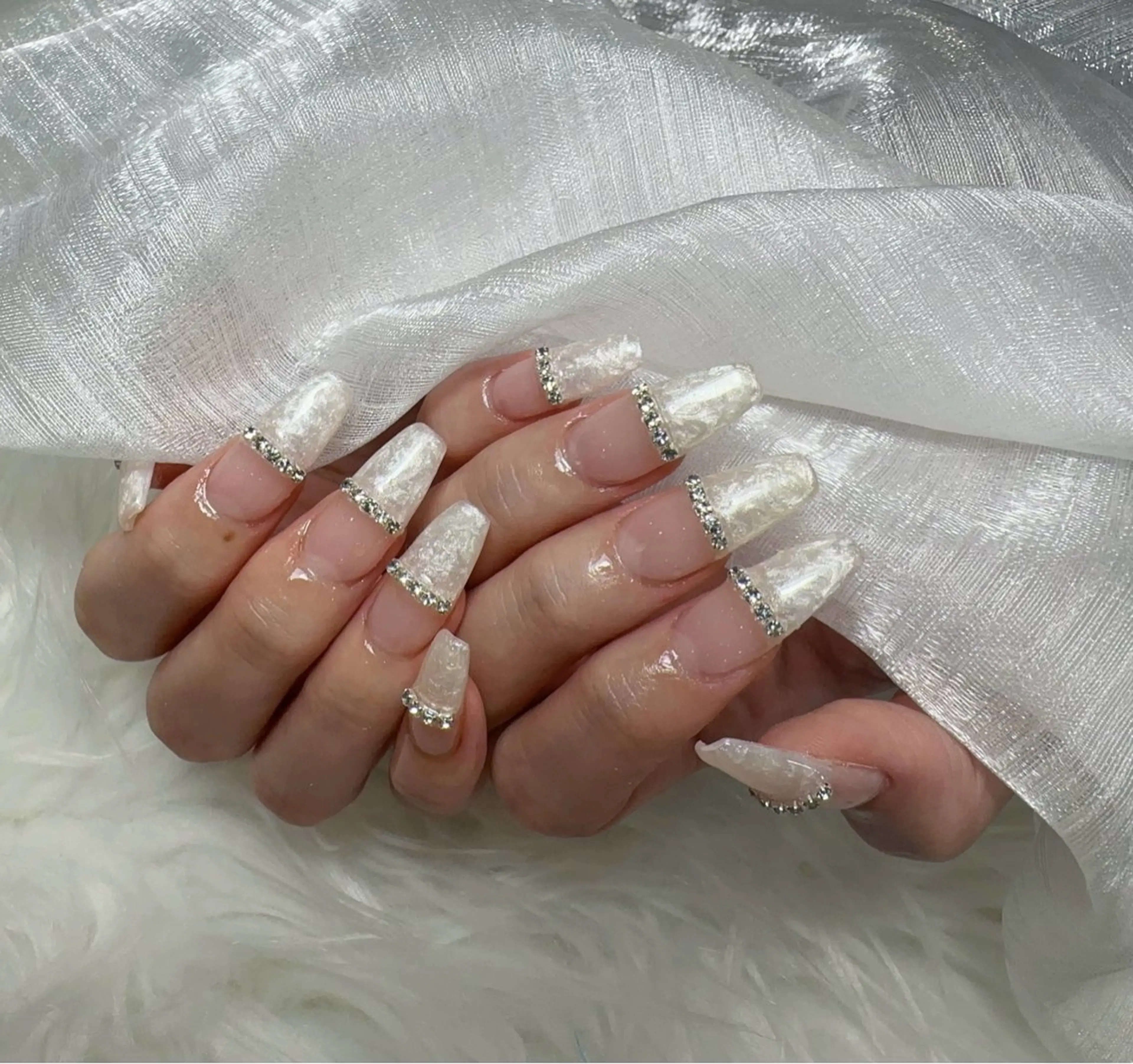 ネイル &ME ネイルサロンのネイルデザイン