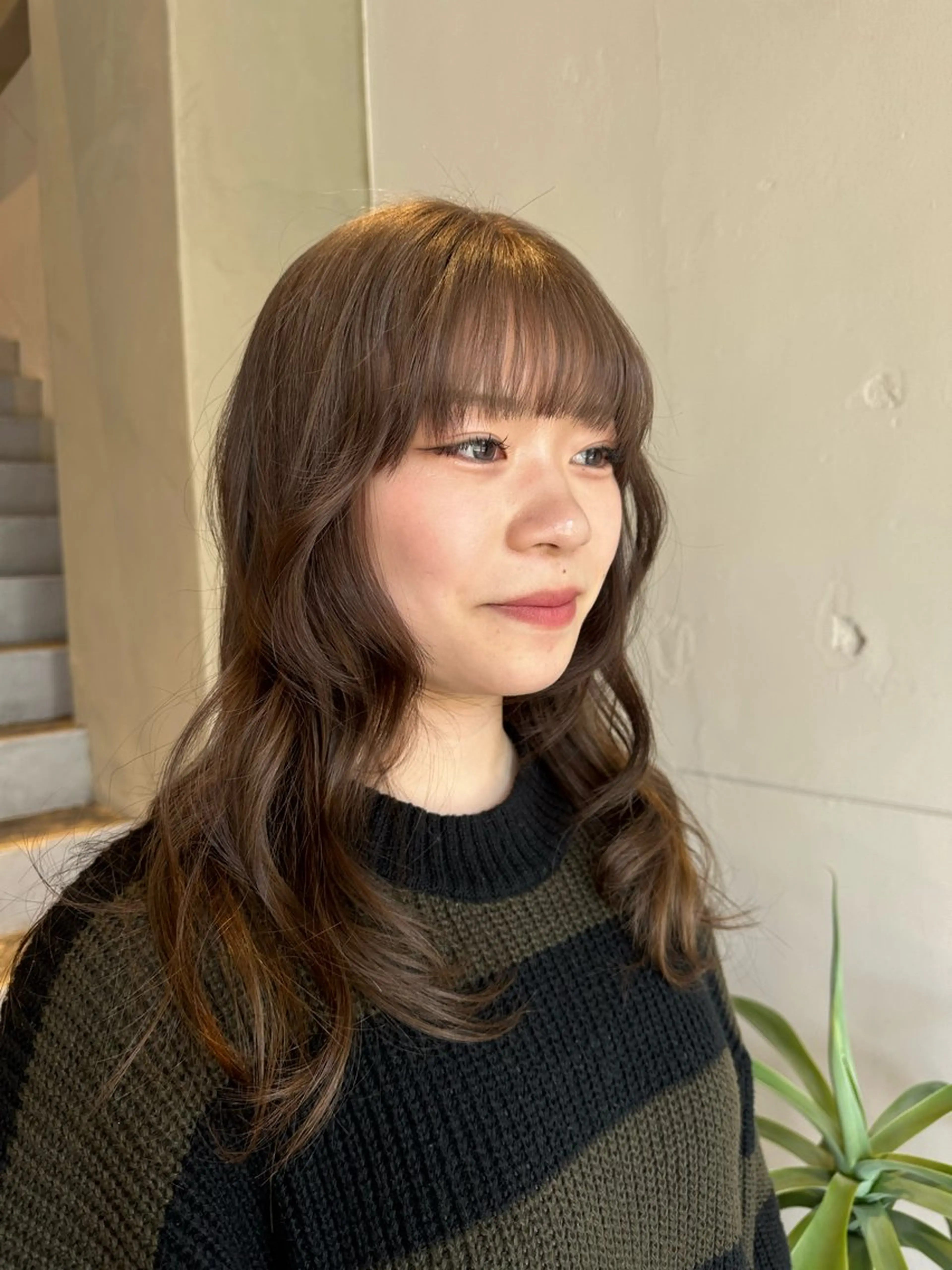 ロング ナチュラルカラー /カット/藤井美冬のヘアスタイル