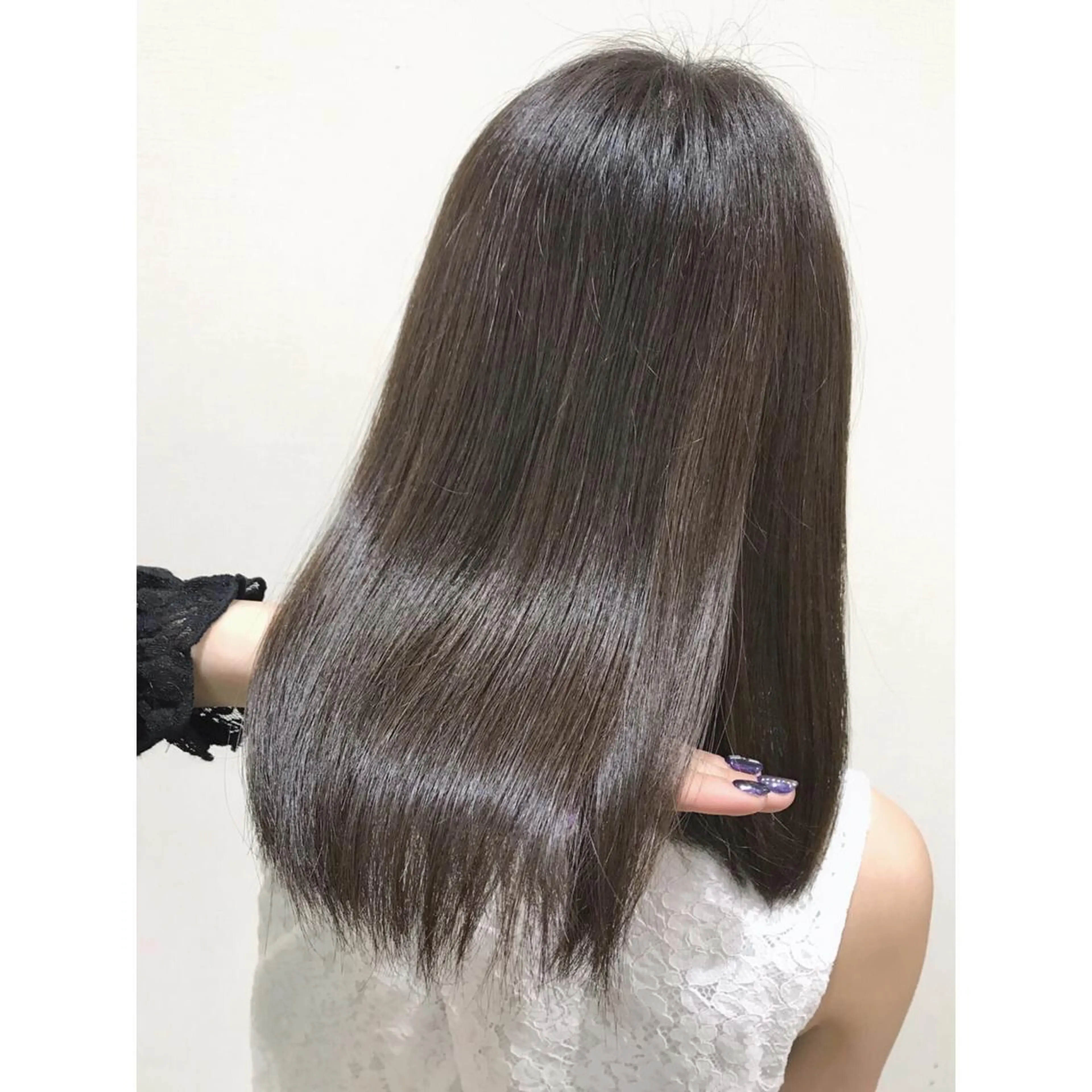 ミディアム カラー トリートメント 高木 麻知子のヘアスタイル