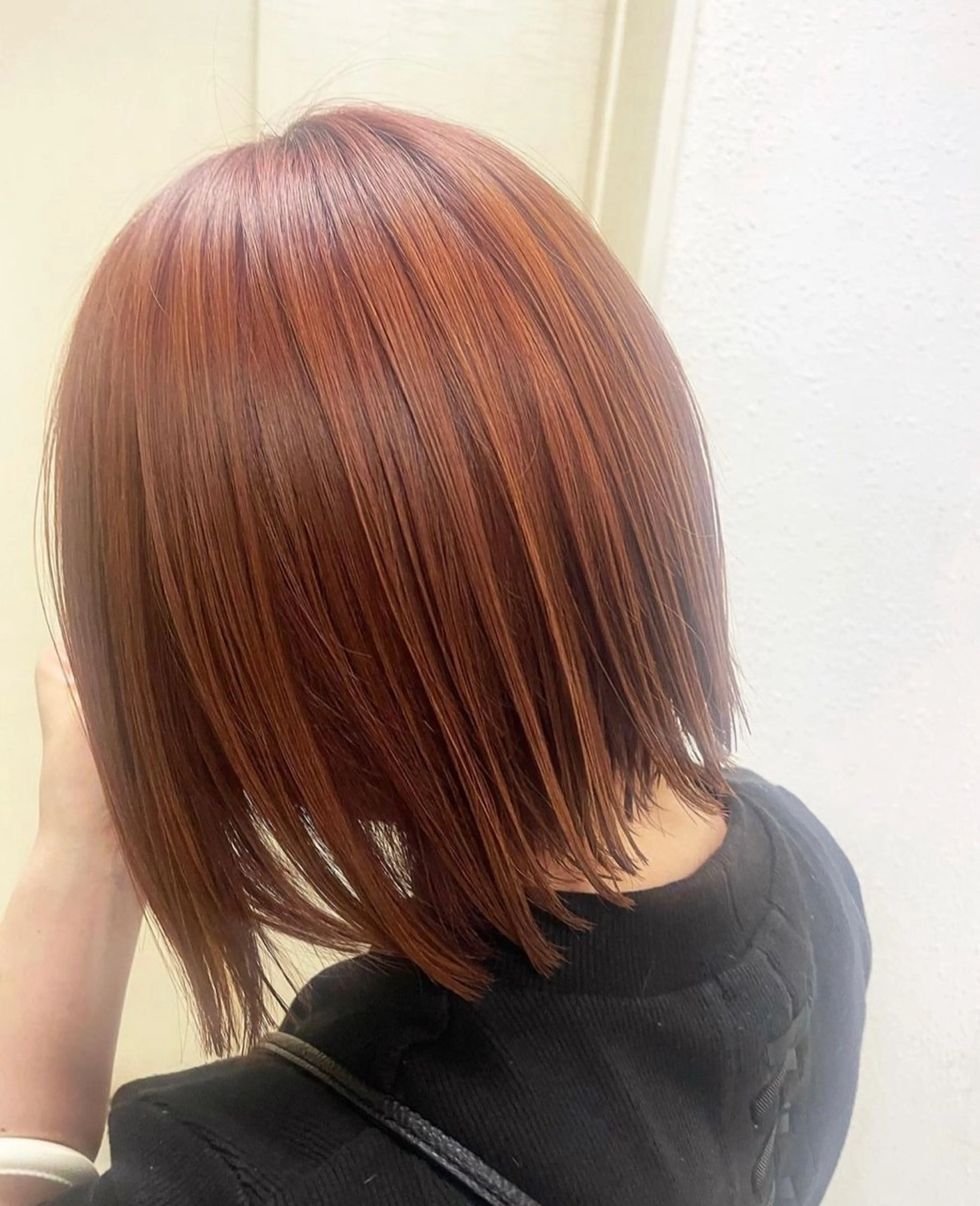 ミディアム カラー ブラウンカラー オレンジ オレンジブラウン RINA ブリーチ / 海外レイヤーのヘアスタイル