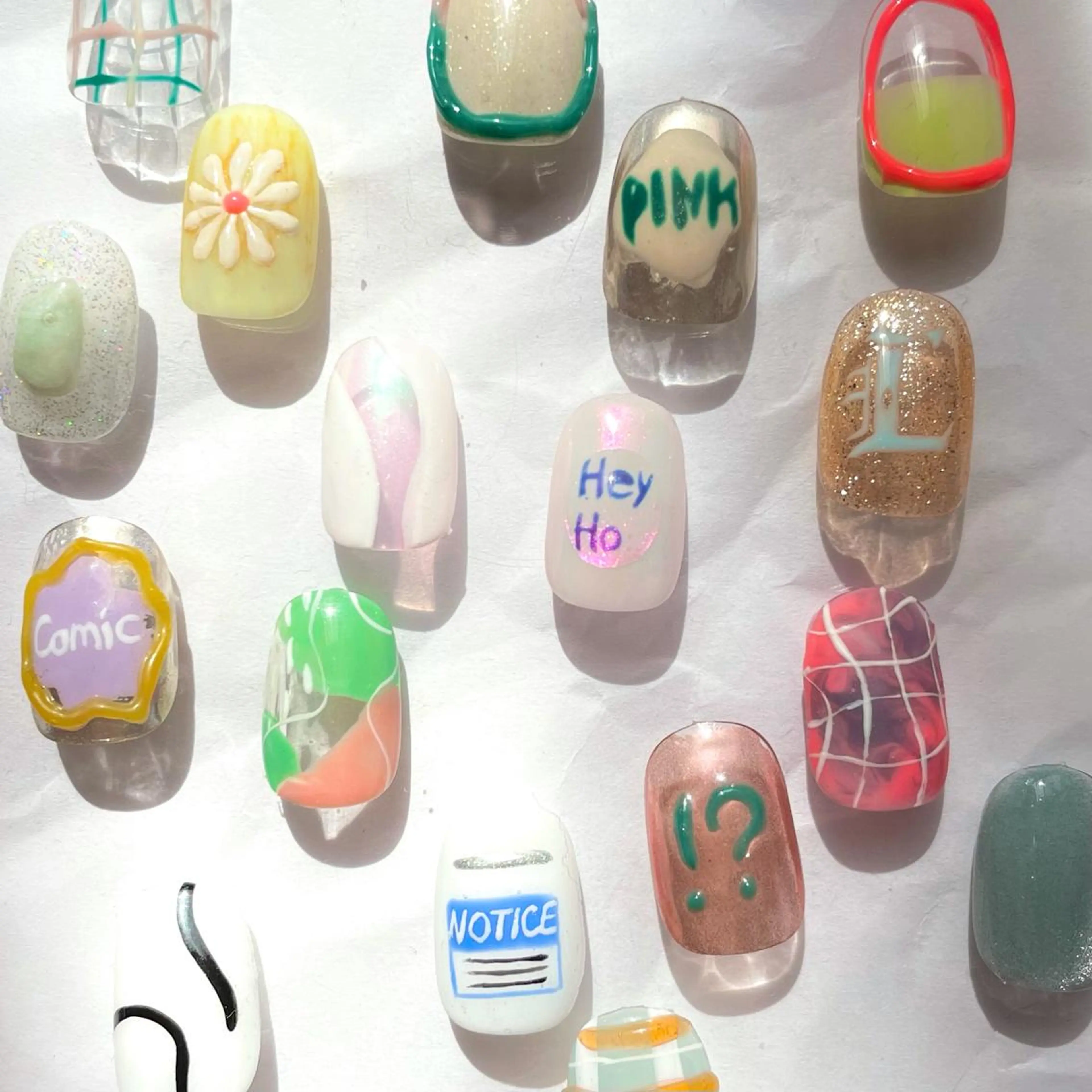 ネイル AOI✩⡱ y2kネイルのネイルデザイン