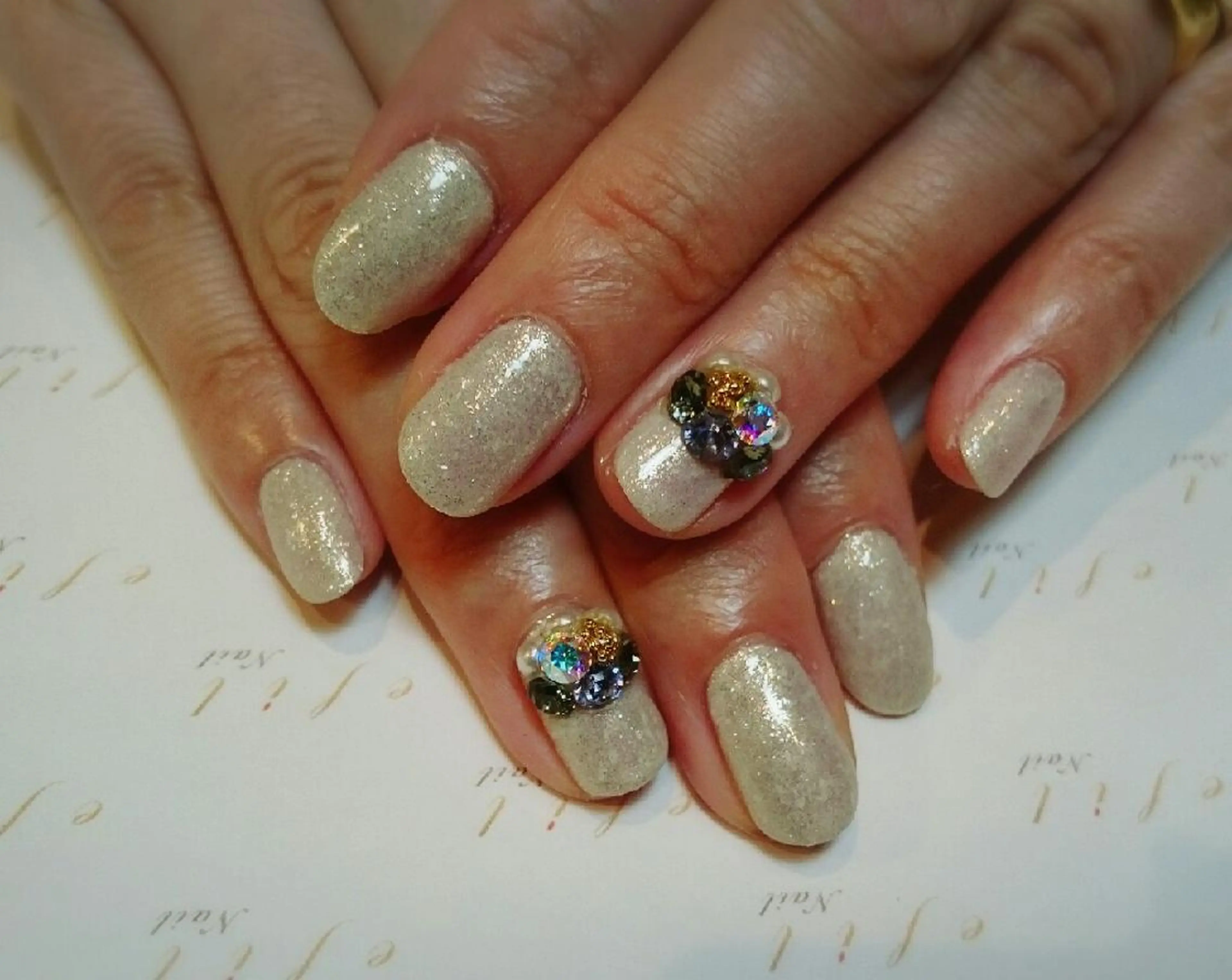 ネイル アートネイル ストーンネイル みー shakushiroのネイルデザイン