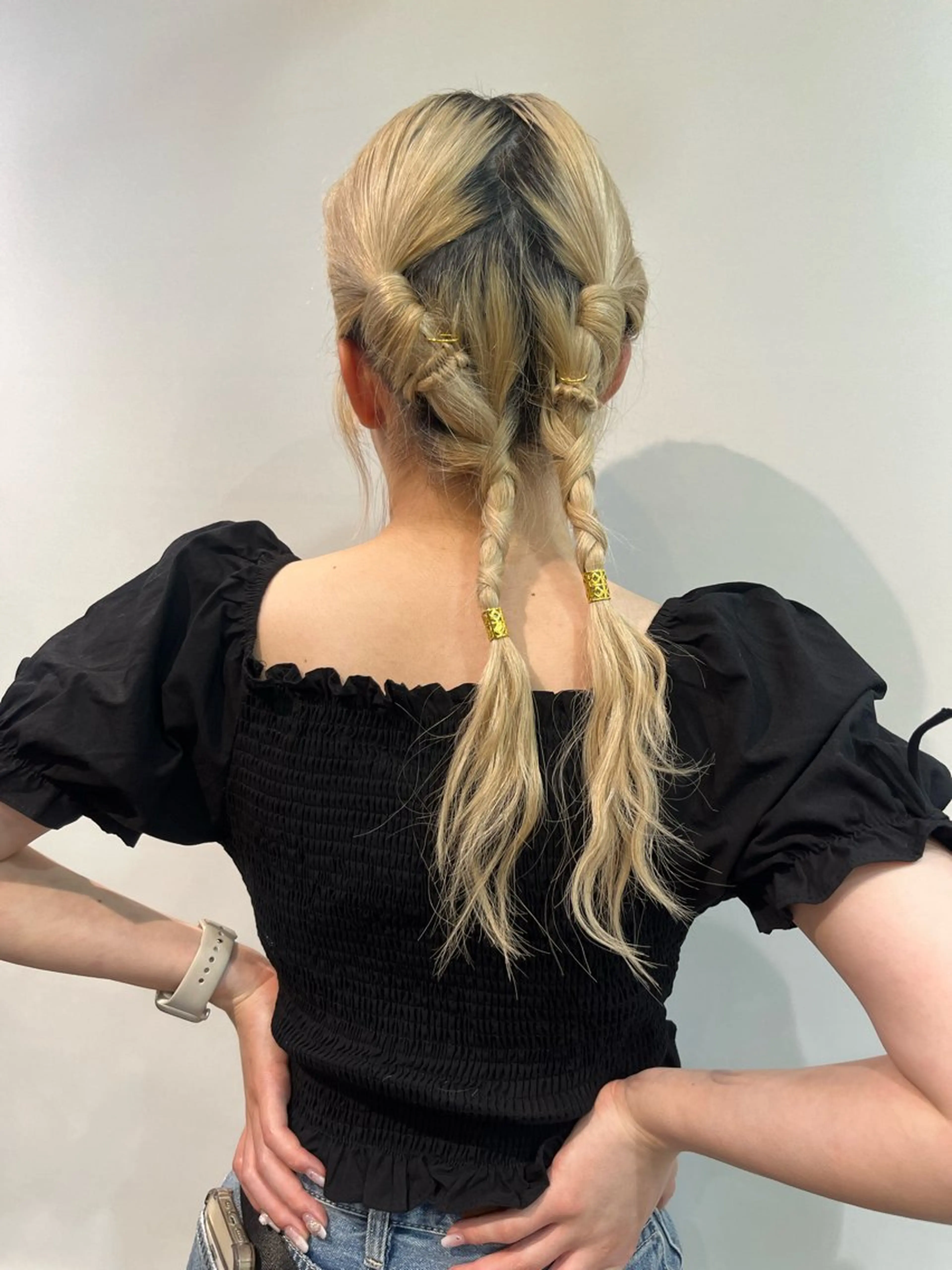 セミロング ヘアアレンジ 💖デザインカラー/ タダ ハナカ💖のヘアスタイル