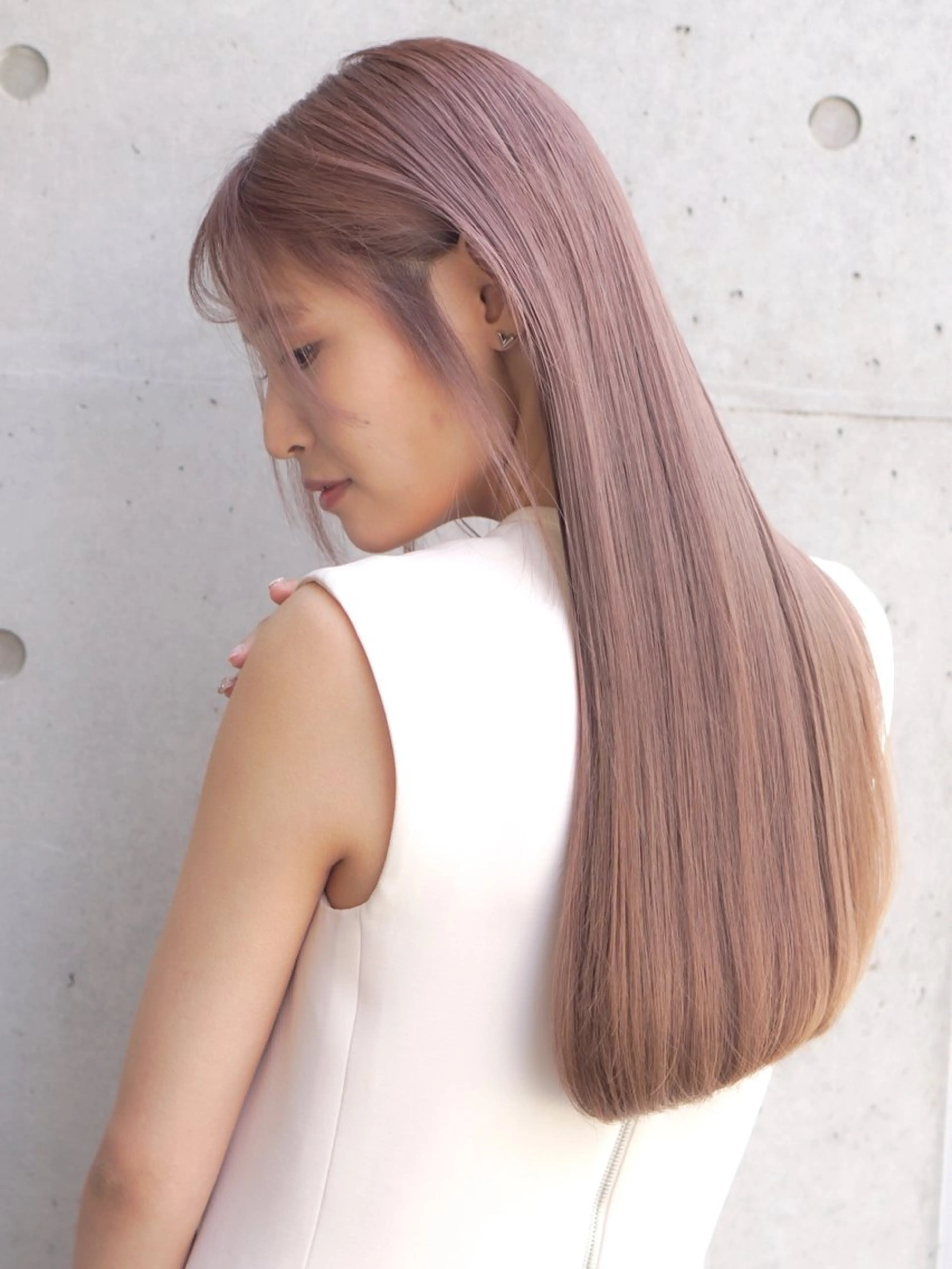 髪質改善ストレート+ケラスターゼＷトリートメントの写真