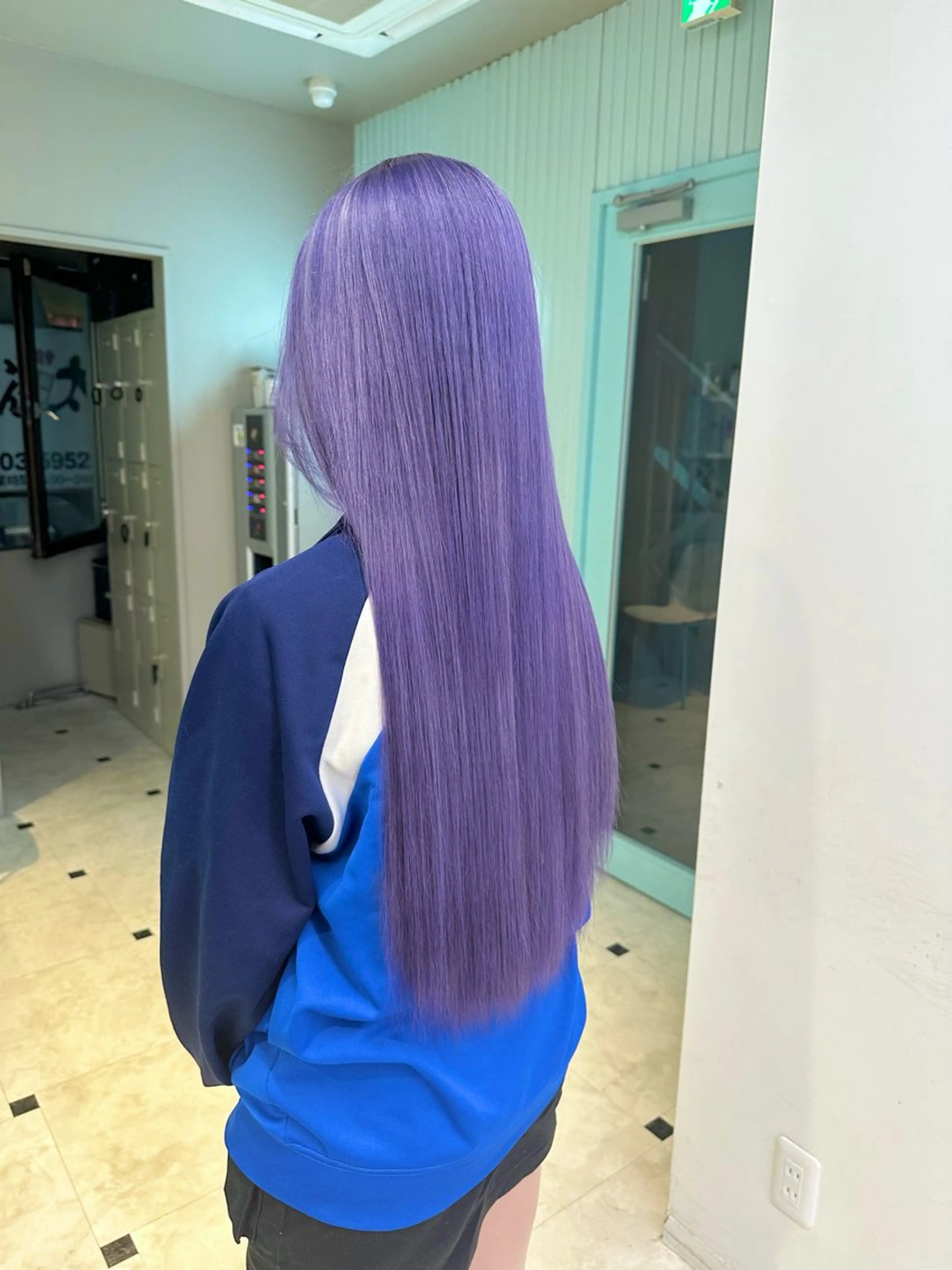 セミロング ブリーチ✖️ 縮毛LANDのヘアスタイル