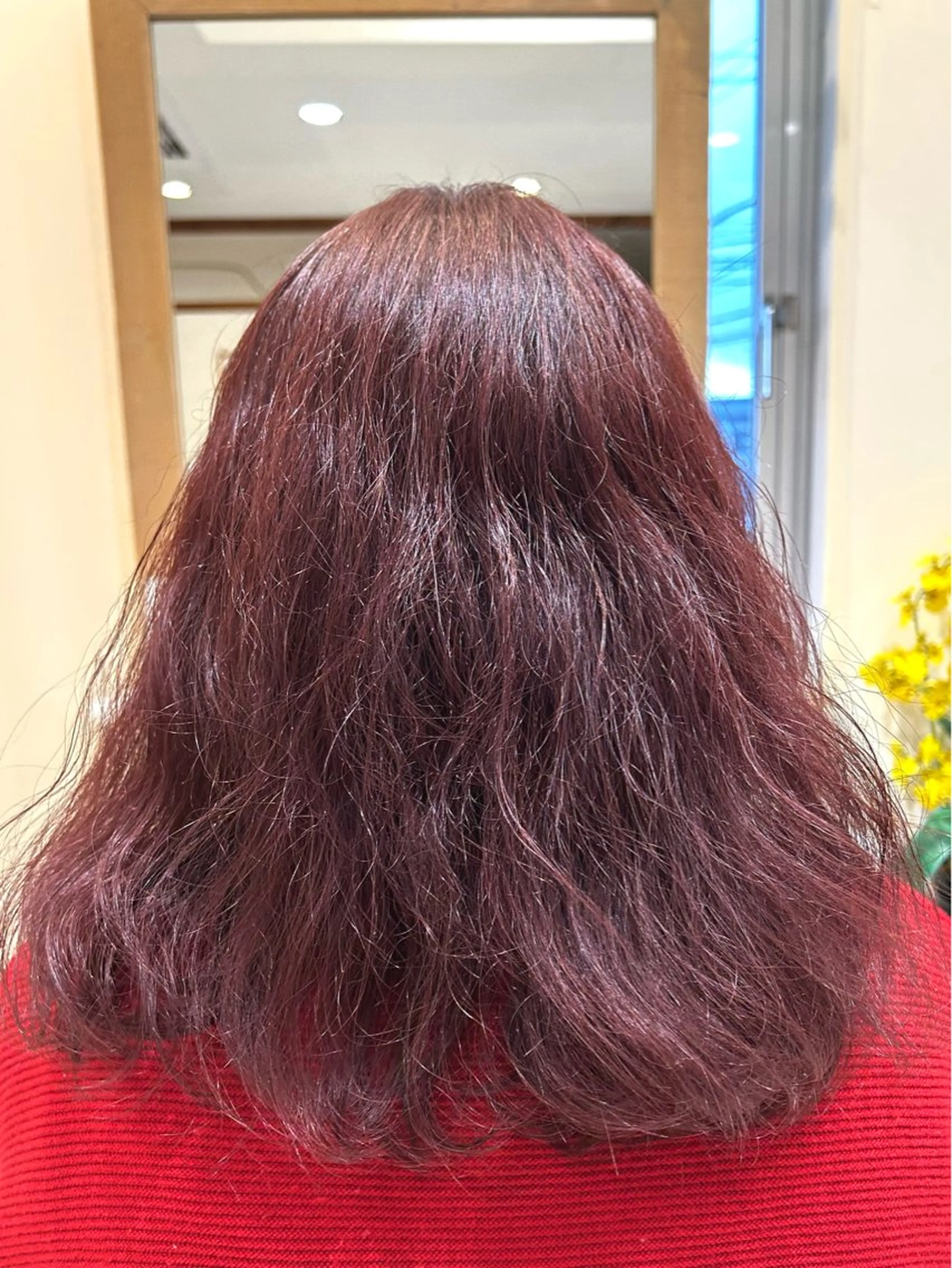 Lunetta ルネッタ所属・シマ レイナのヘアスタイル