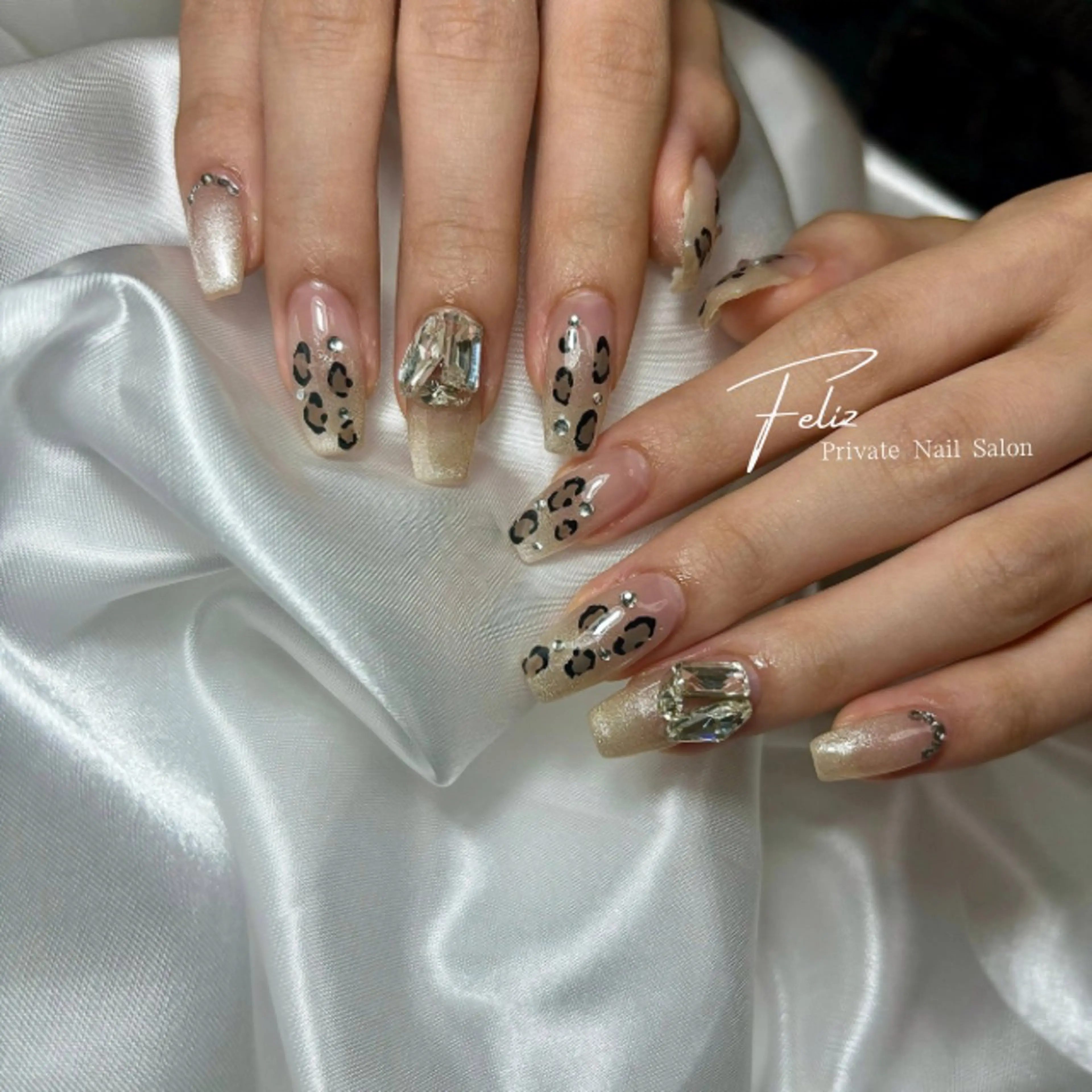 ネイル 持ち込み ハンドネイル ハンドケア Feliz 楽しいネイルサロンのネイルデザイン