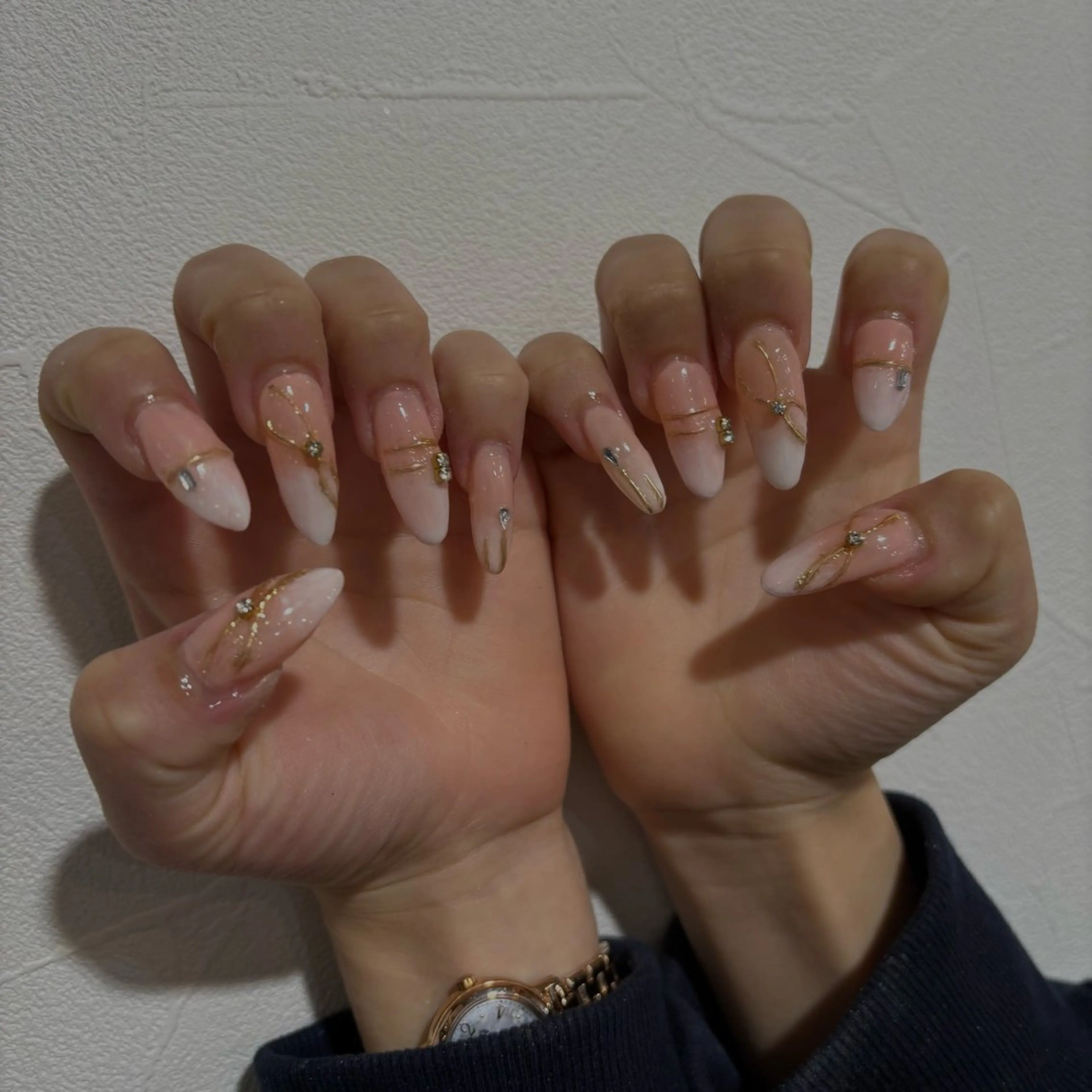 ネイル アートネイル クリアネイル 長さ出し 韓国ネイル ニュアンスネイル Vante梅田店所属・vante_aimi .パラジェル取扱店のネイルデザイン