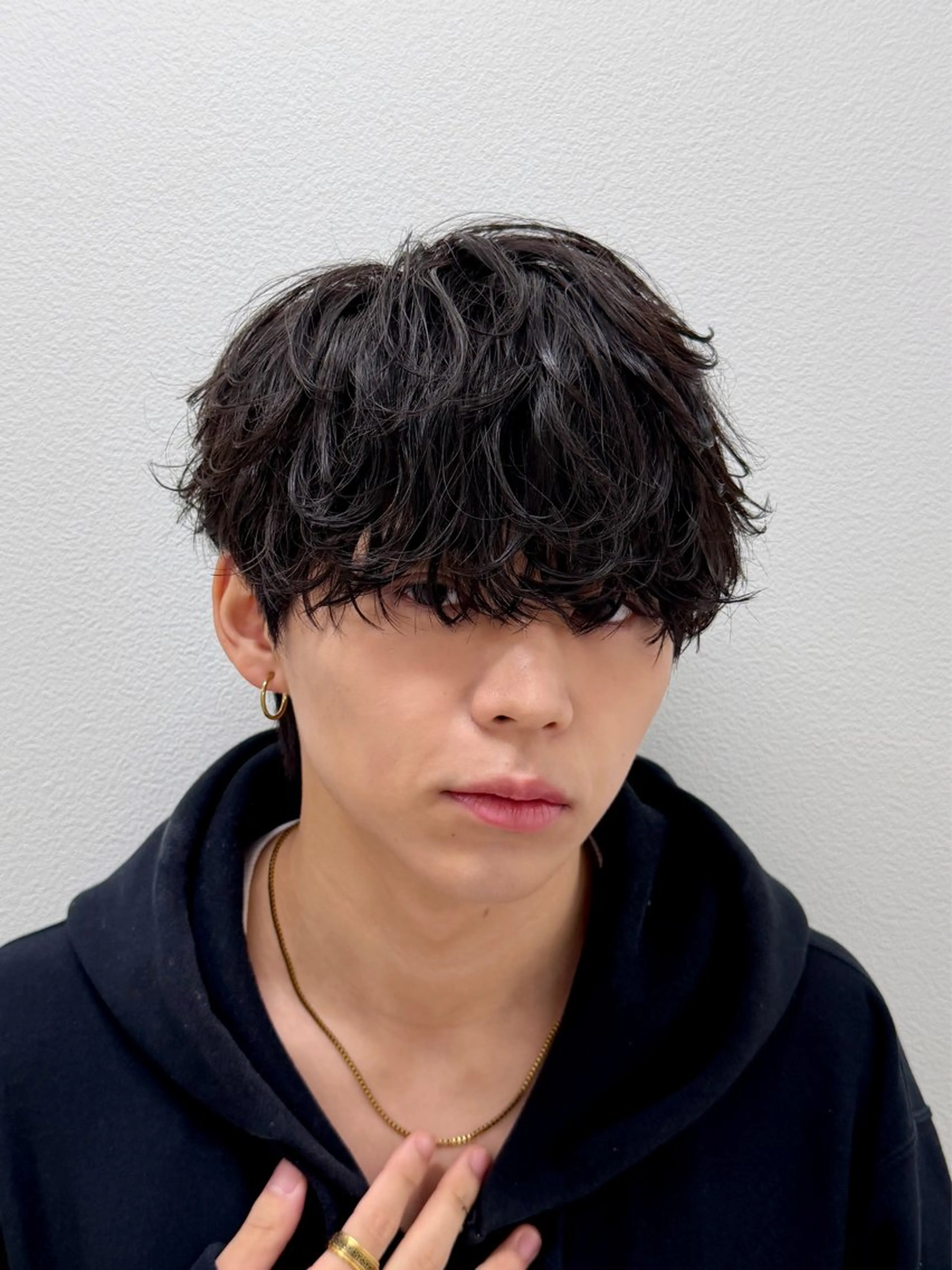 ミディアム パーマ メンズ ミディアムパーマ メンズパーマ カット パーマ 立川韓国メンズヘア ニュアンスパーマ安井のヘアスタイル