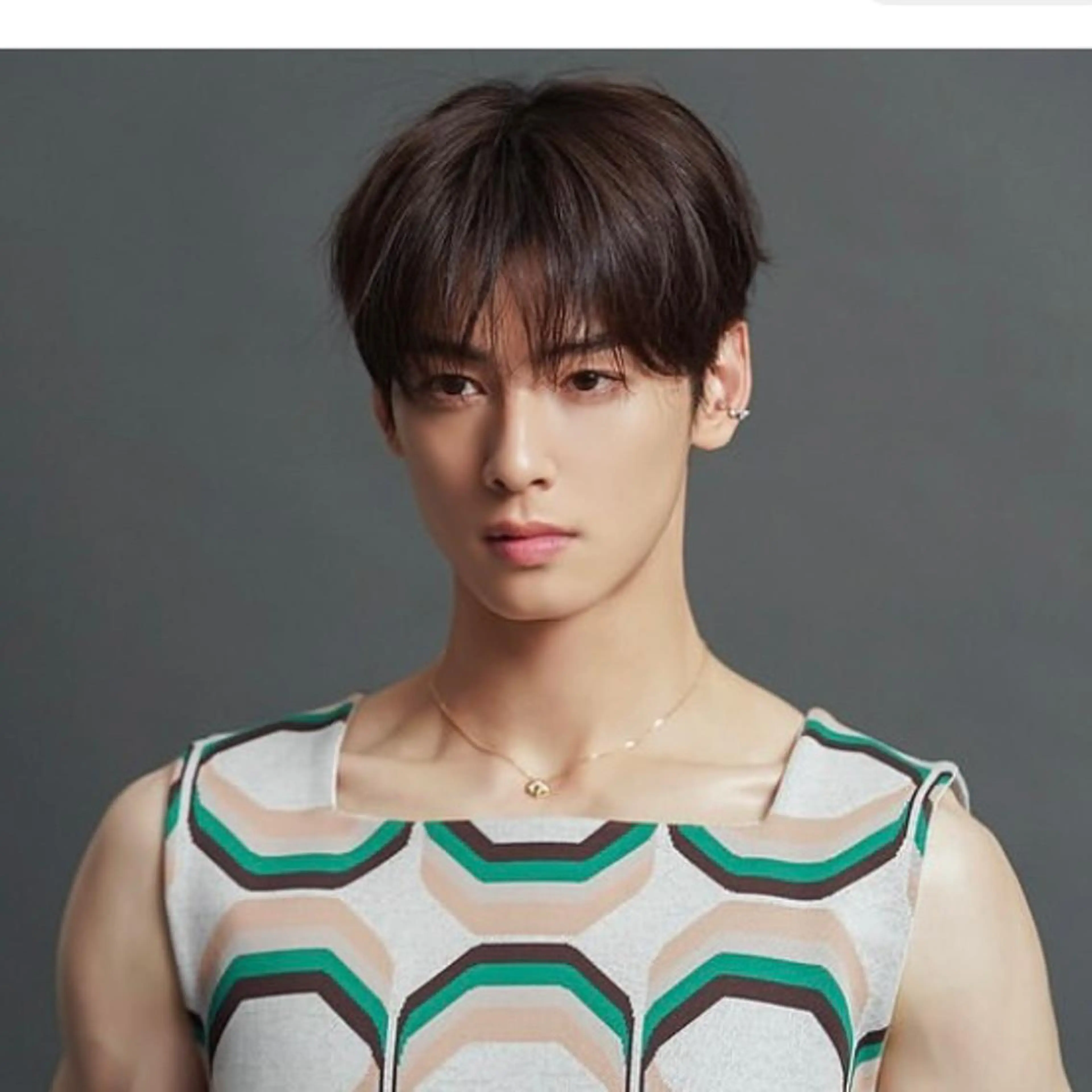 ショート パーマ カット ボブ/縮毛矯正/ レイヤー/塚田のヘアスタイル