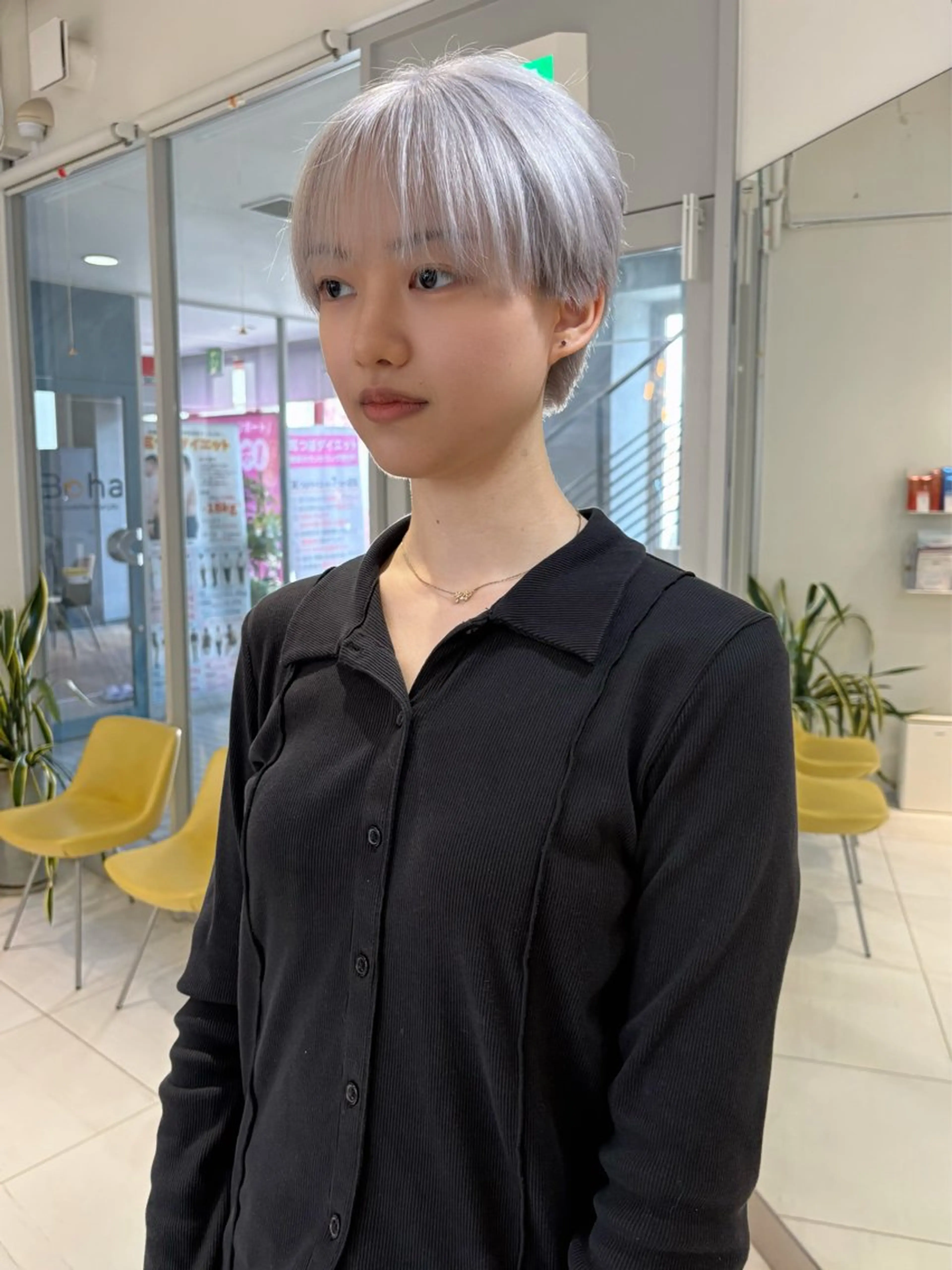ショート カラー ヘアカラー 浅野 匠のヘアスタイル