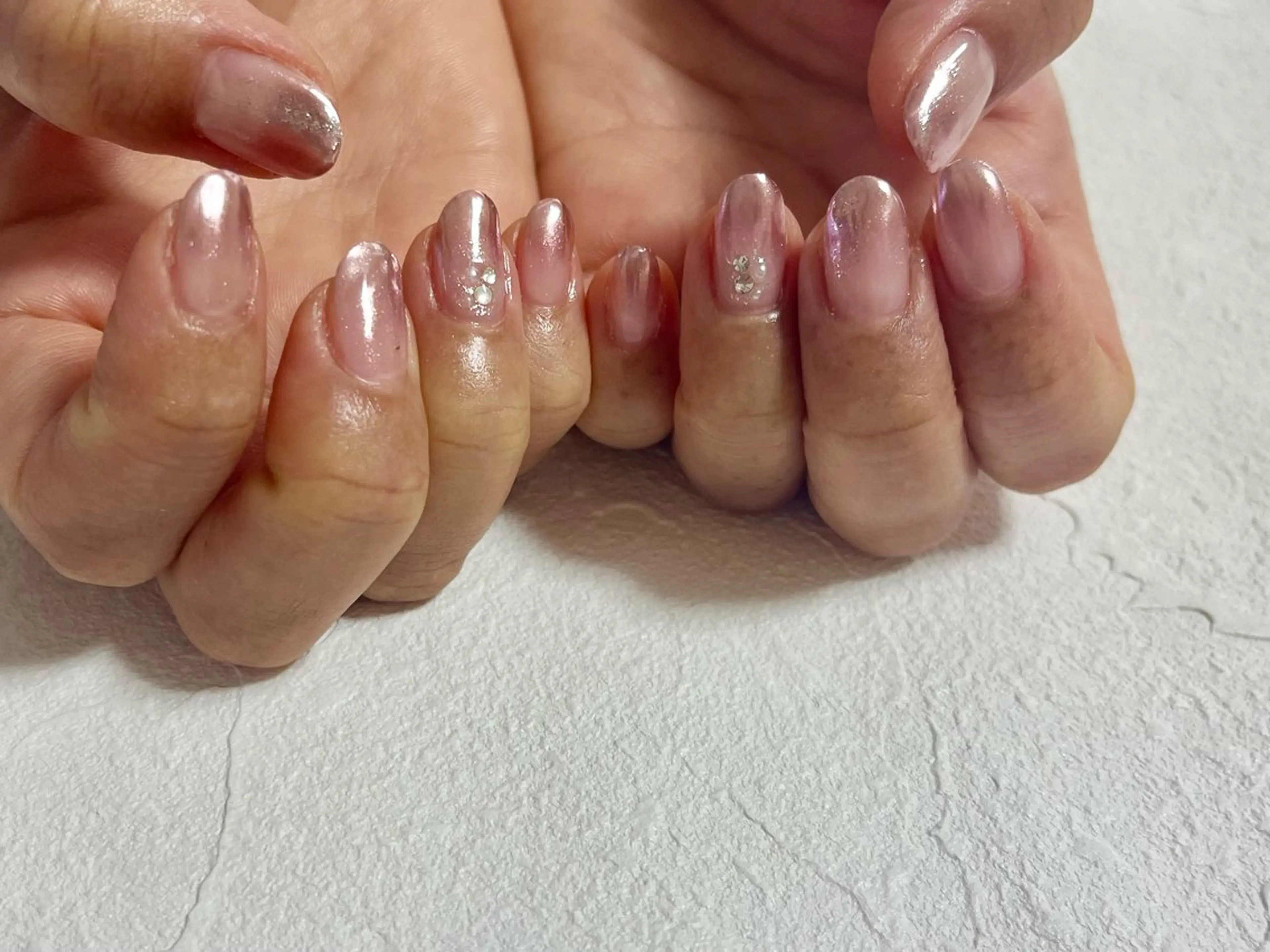 ネイル オーロラネイル フットネイル フレンチネイル ジェルネイル 韓国ネイル ハンドネイル kiki nail たまプラーザのネイルデザイン