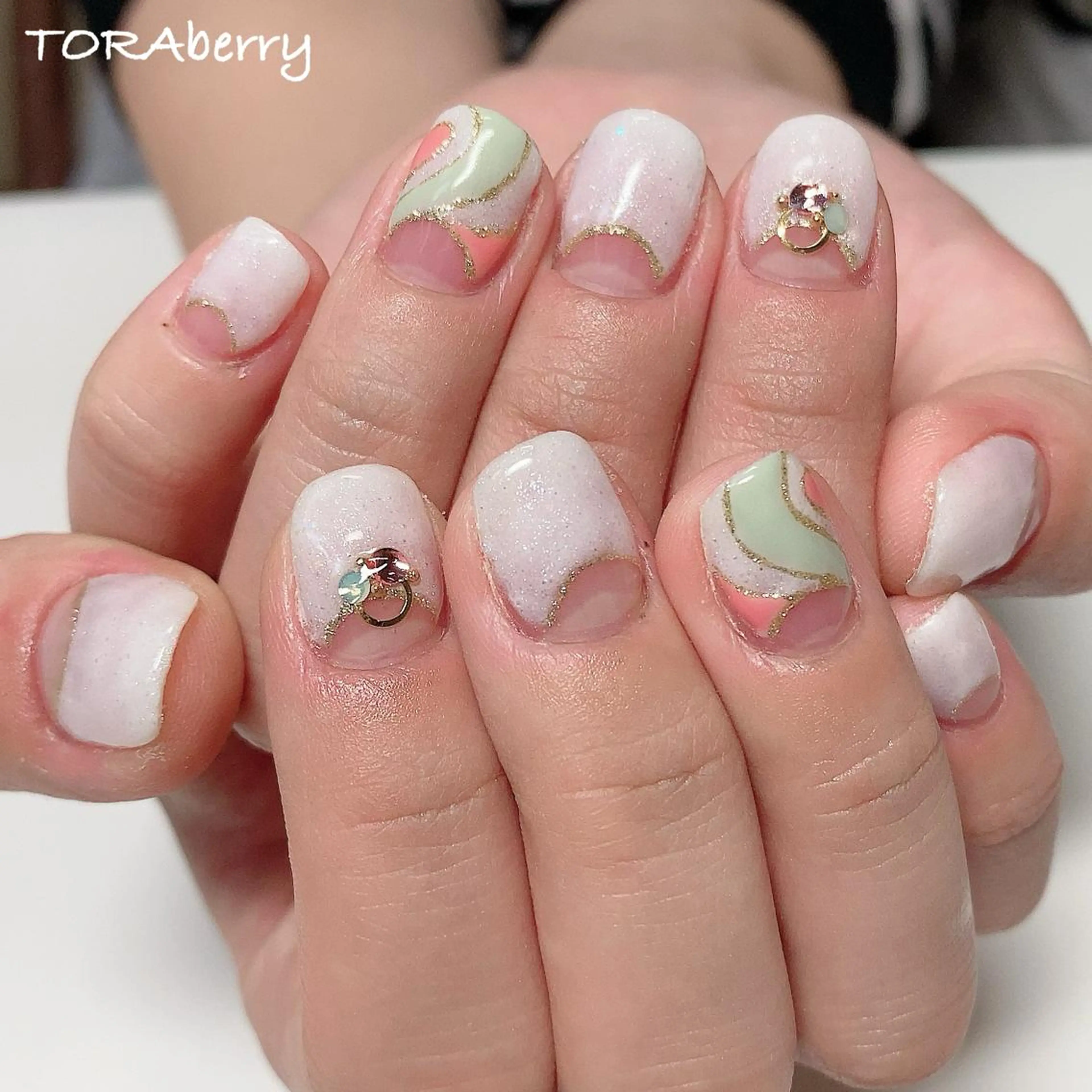 ネイル ハンドネイル ネイリスト なつみのネイルデザイン