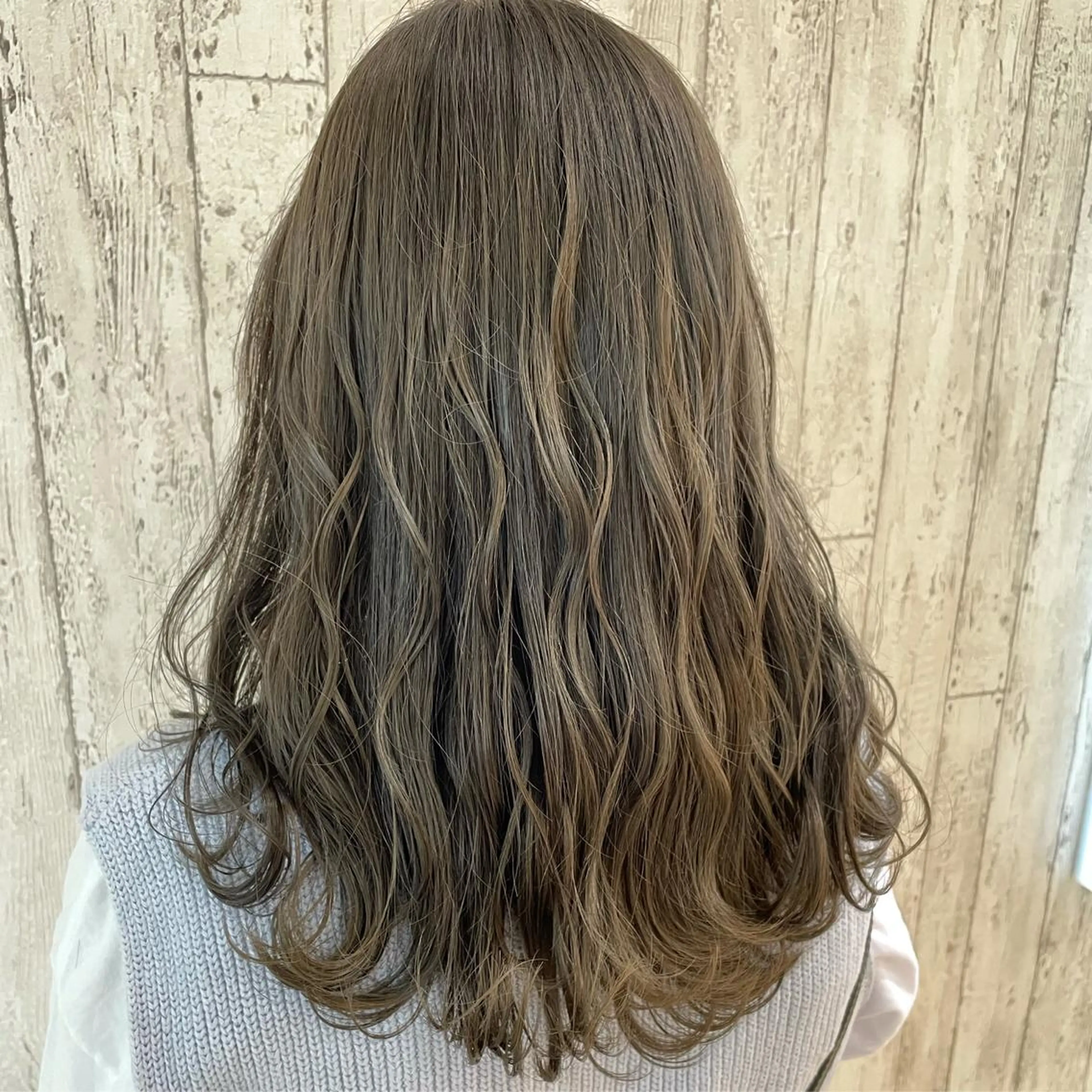 セミロング ショート/レイヤー /札幌/小山内のヘアスタイル