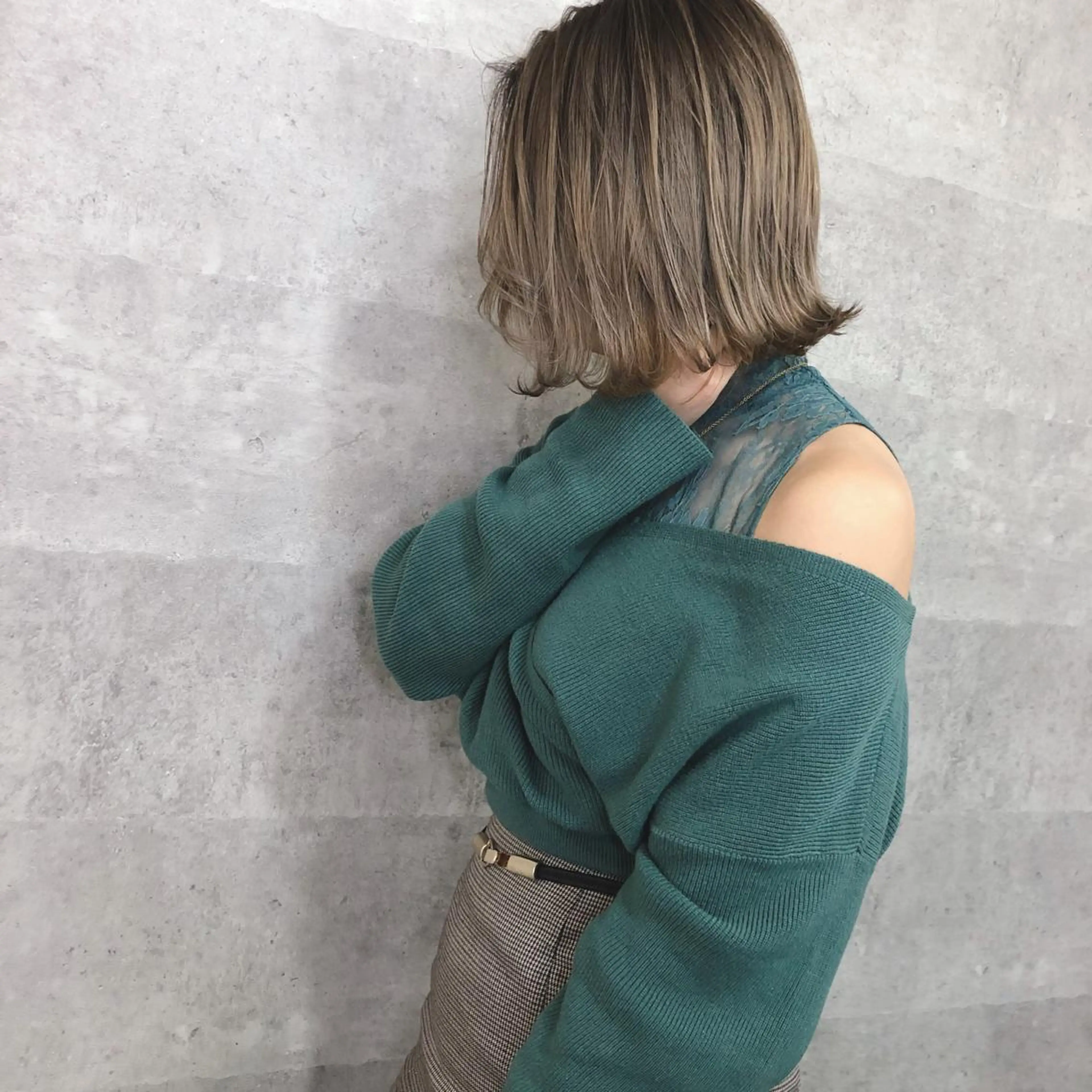 セミロング カラー 髪質改善 中川　翔のヘアスタイル