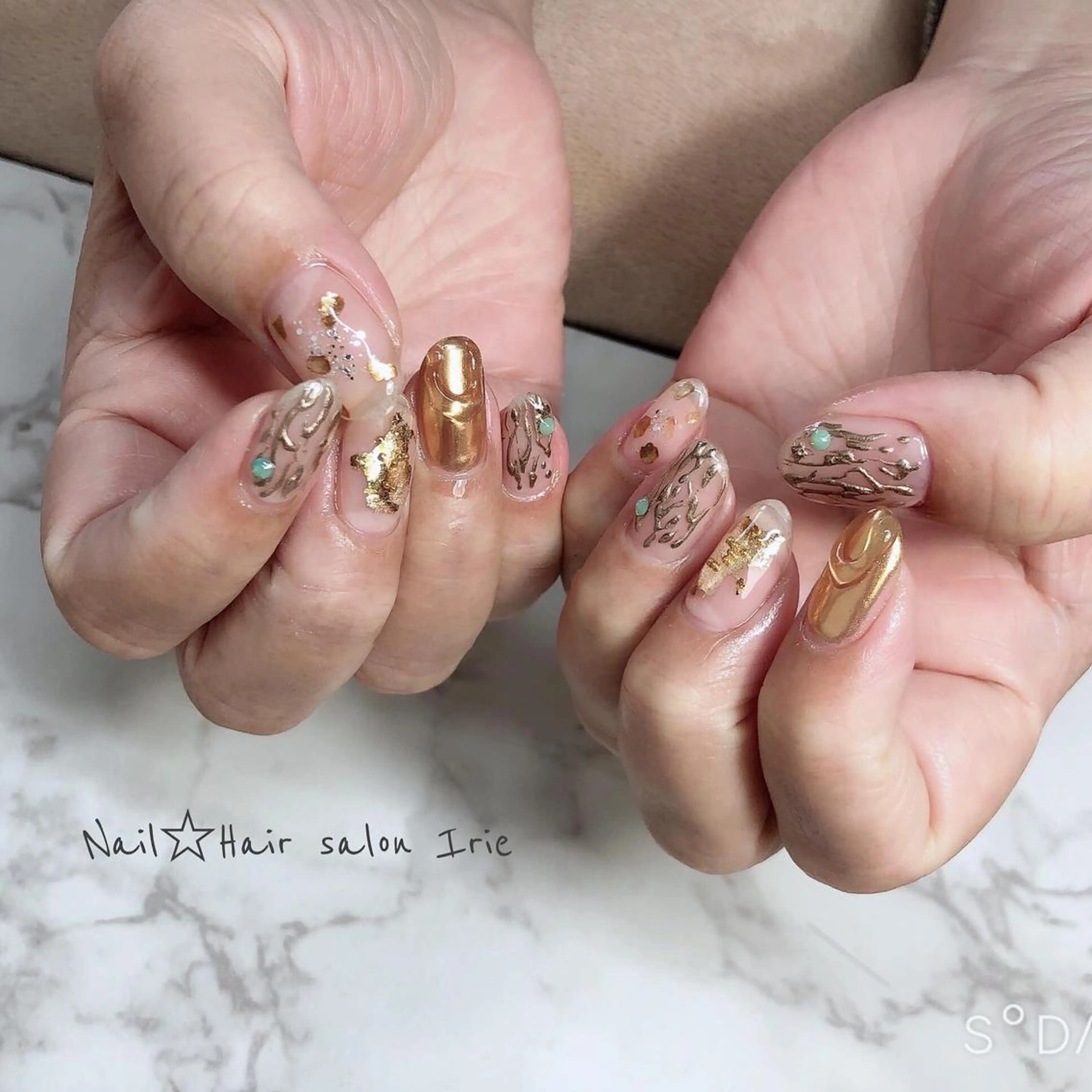 ネイル ハンドネイル 與儀 知佳のネイルデザイン