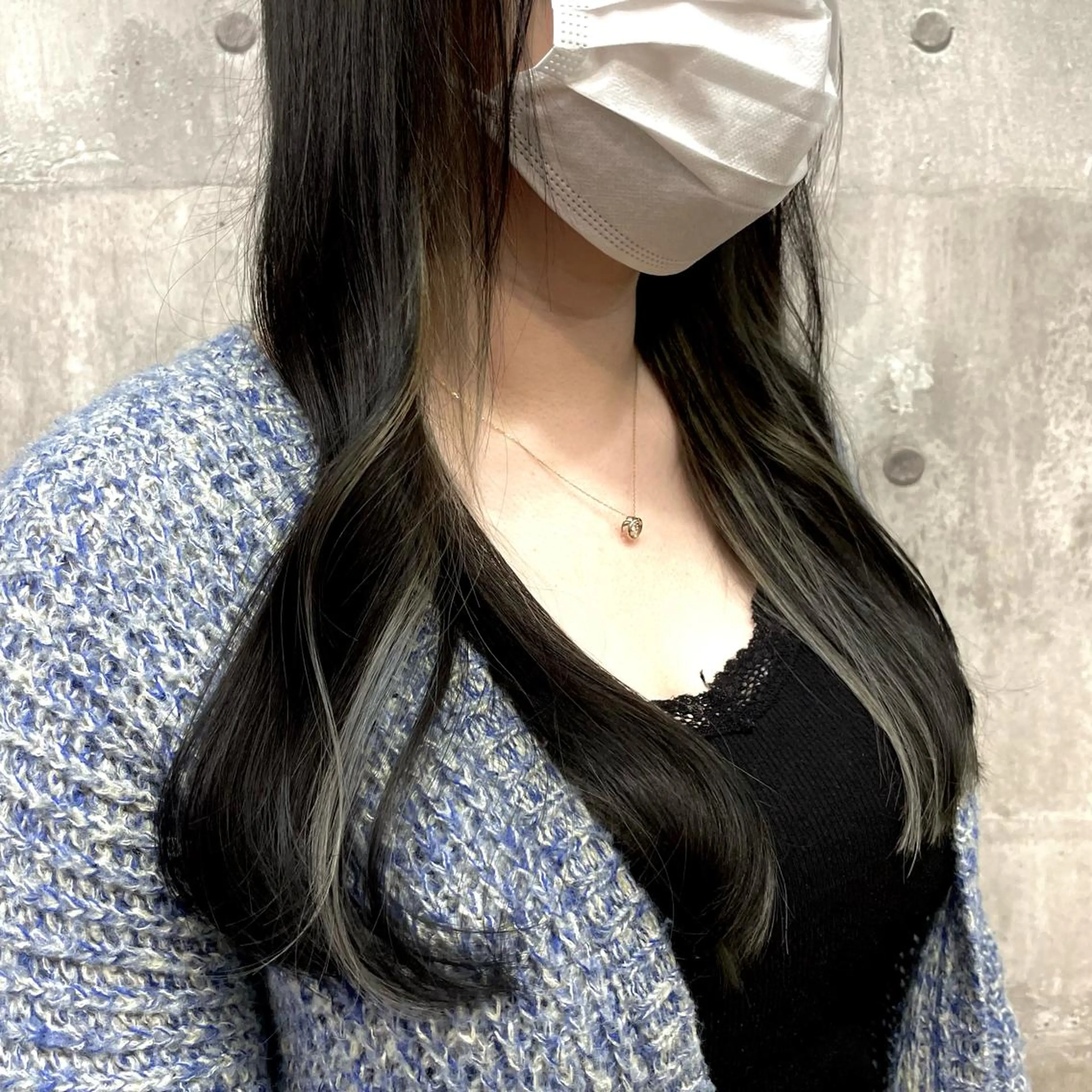 ロング カラー 黒髪 Life Nagiのヘアスタイル