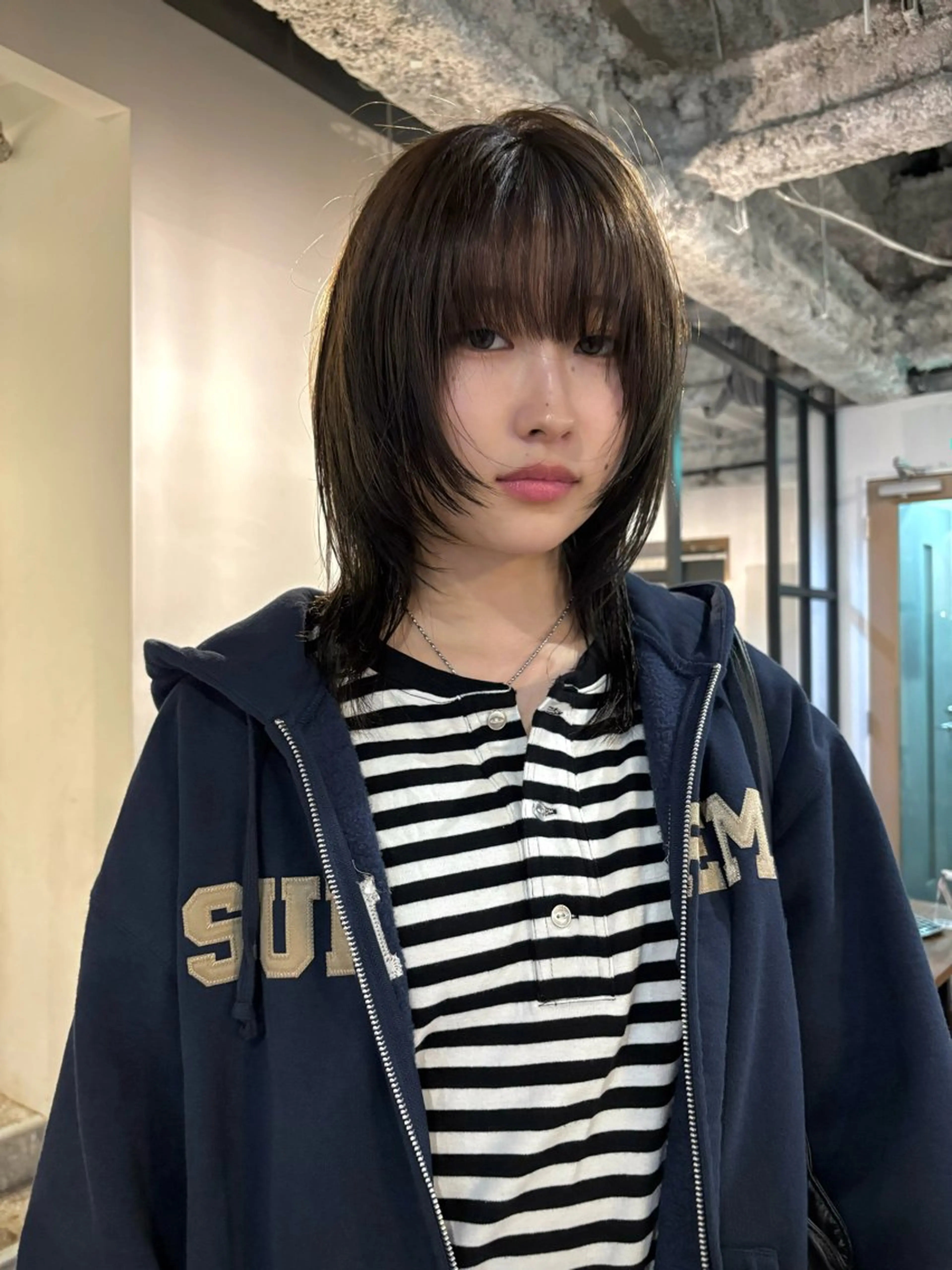 ミディアム パーマ ミディアムパーマ 顔周りカット レイヤーカット ストレートパーマ カット 縮毛矯正 yu maのヘアスタイル