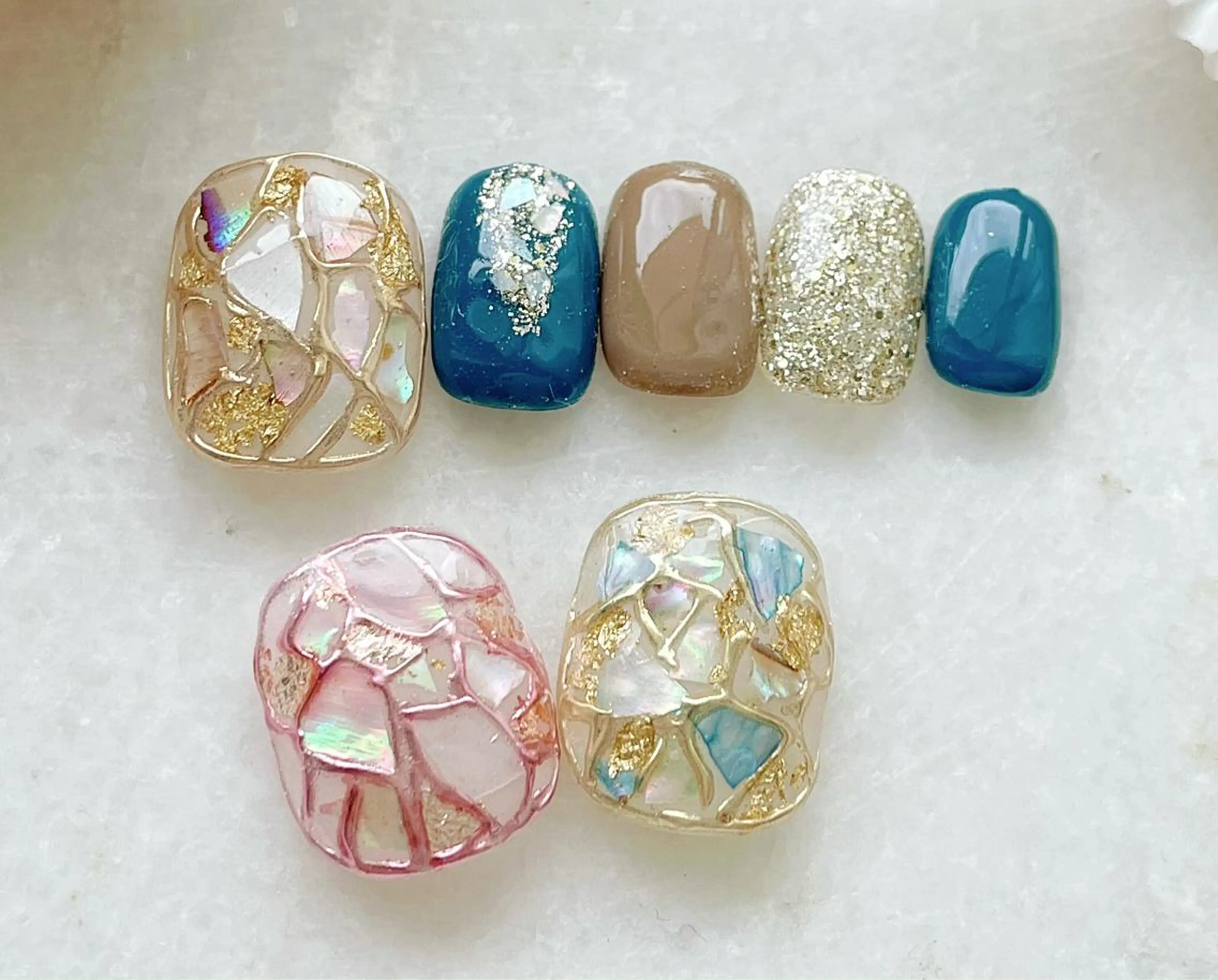 ネイル フットネイル ジェルネイル ミラーネイル ニュアンスネイル パラジェル Satomi  のネイルデザイン