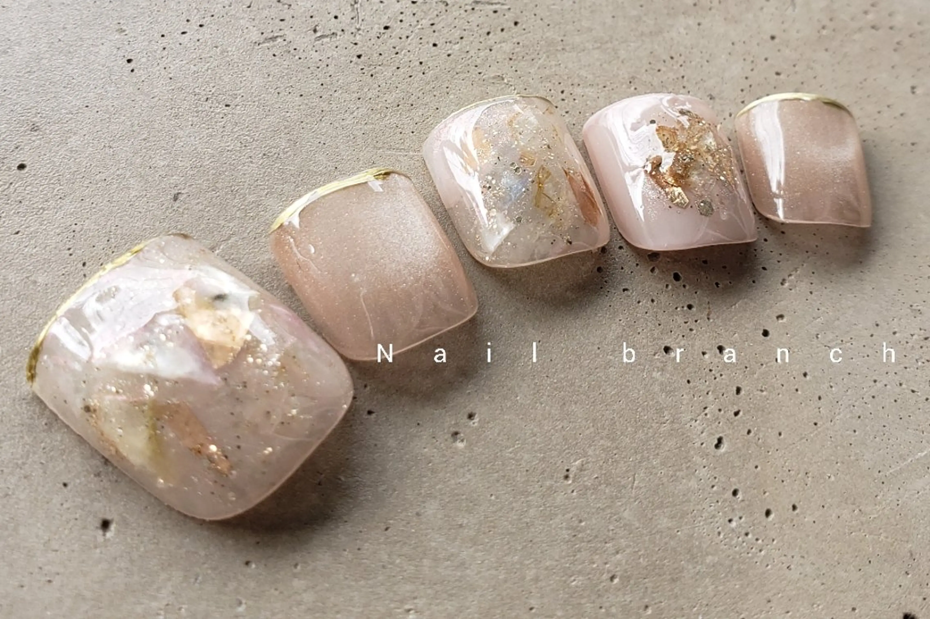 マツエク・マツパ Nail branchのネイルデザイン