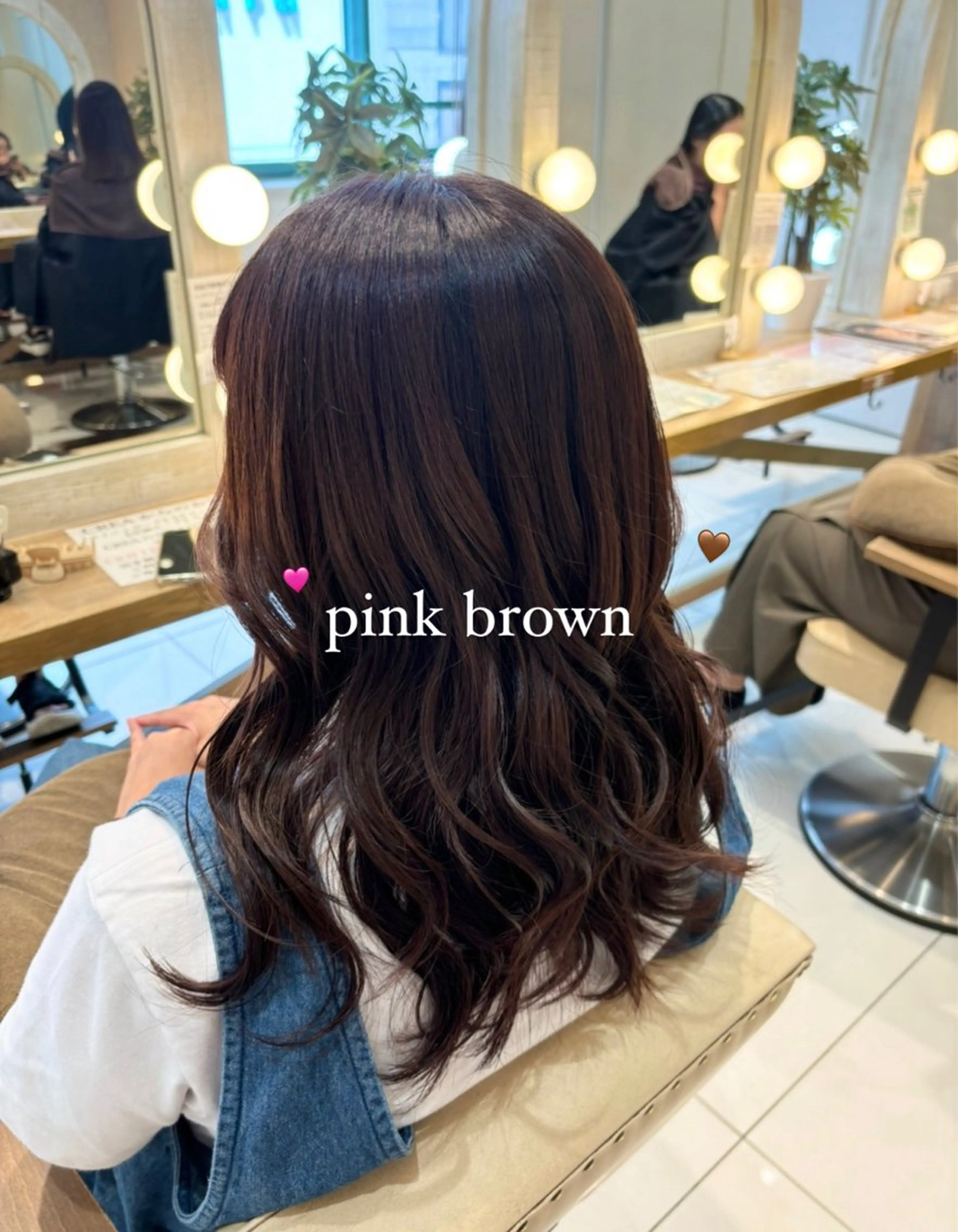 ミディアム カラー ブリーチ ブリーチなしカラー ピンクカラー ブリーチなしカラー/ 暖色カラー/艶カラーのヘアスタイル