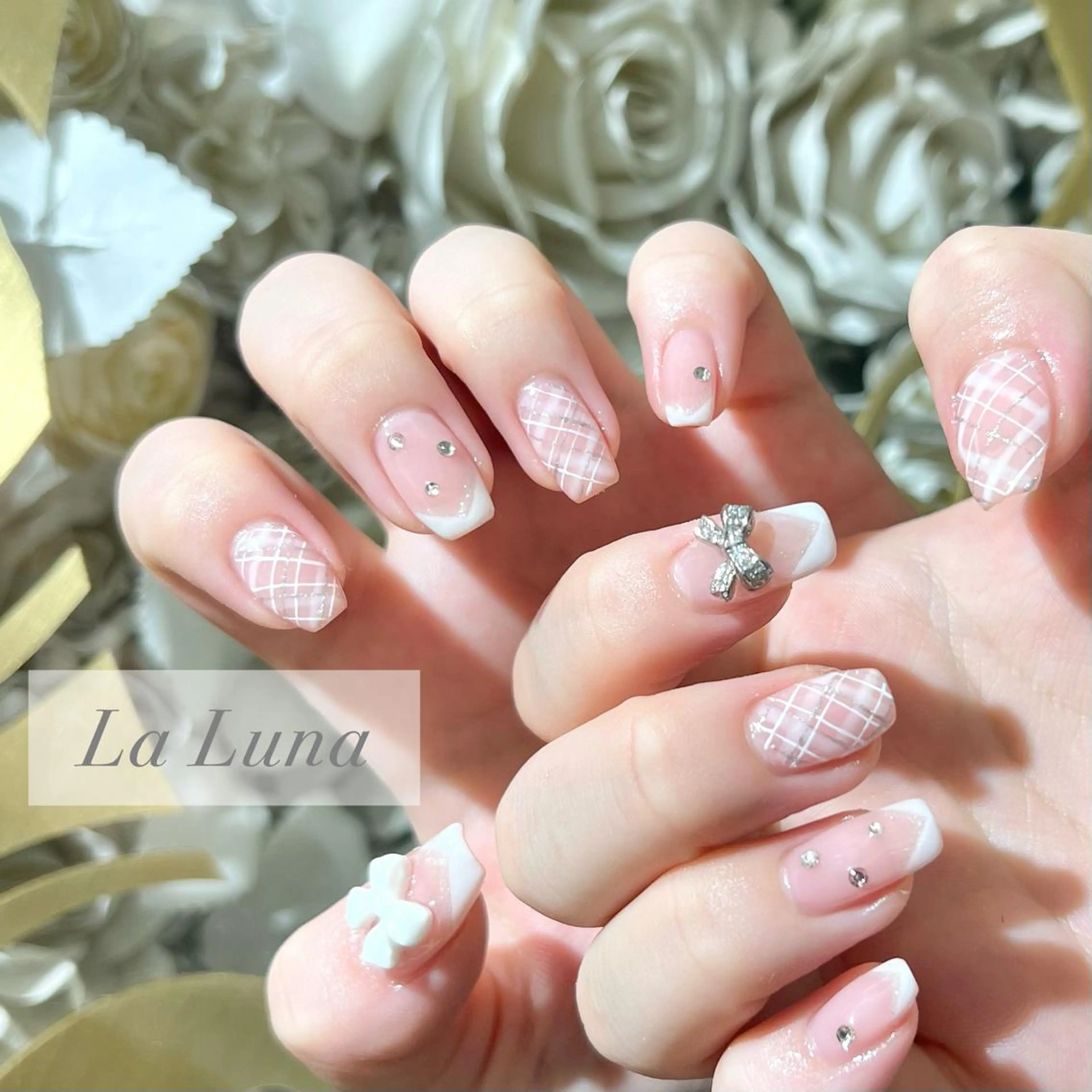 ネイル LaLuna🌙 Natsukiのネイルデザイン