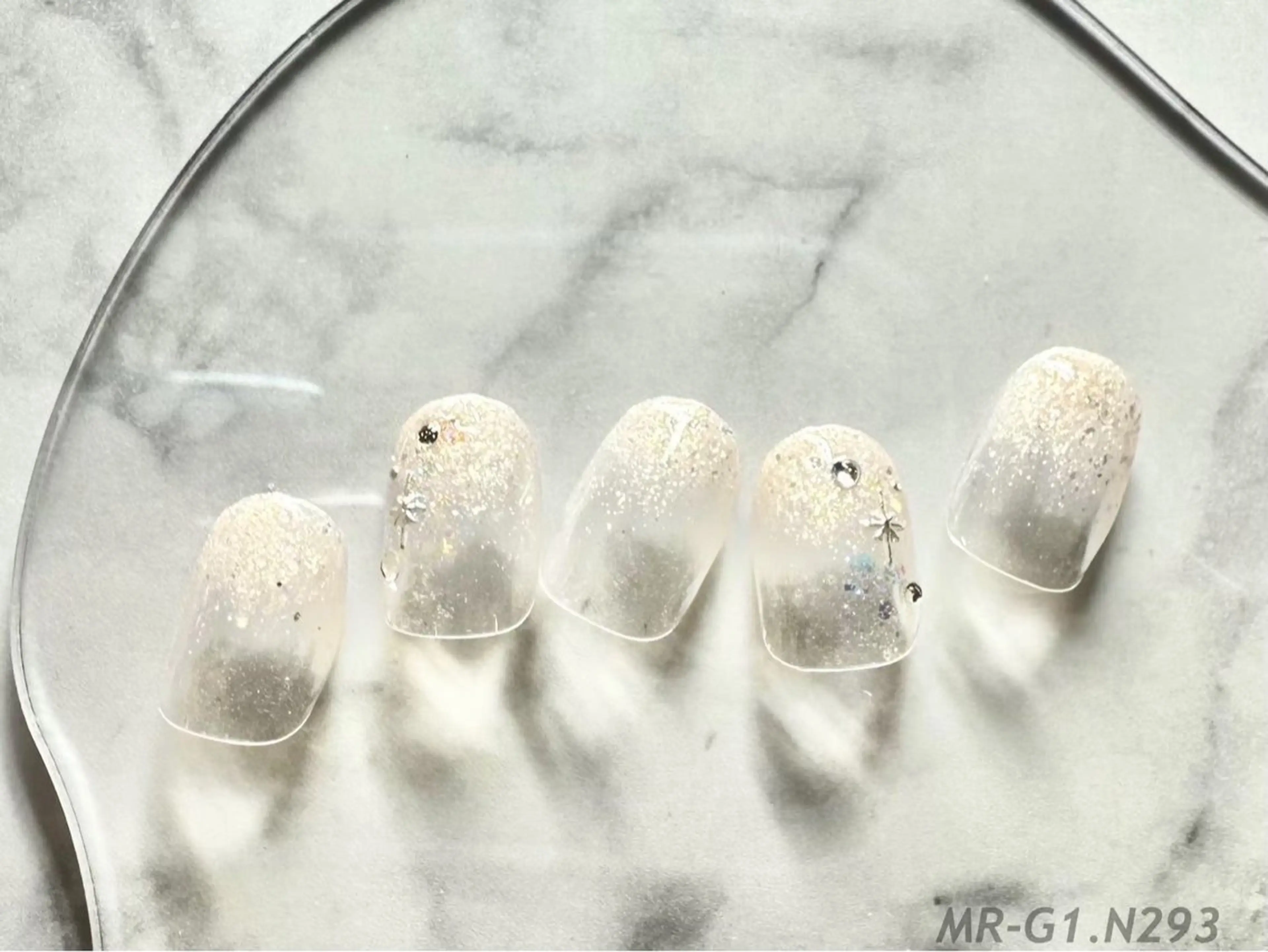 ネイル 岡矢joieange 心斎橋店のネイルデザイン