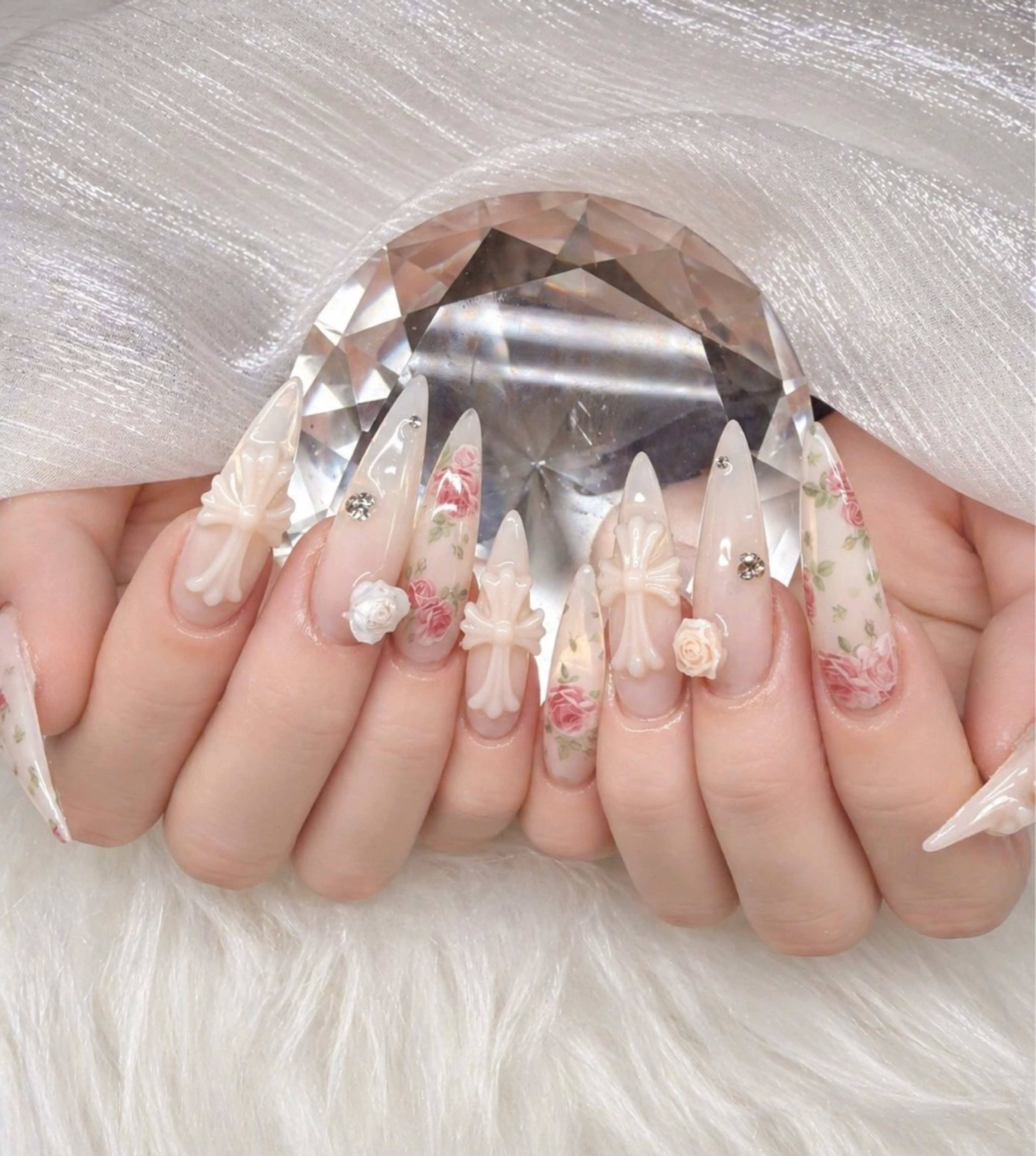 ネイル アートネイル オーロラネイル チークネイル 長さ出し フットネイル ハンドネイル Chan nailsのネイルデザイン