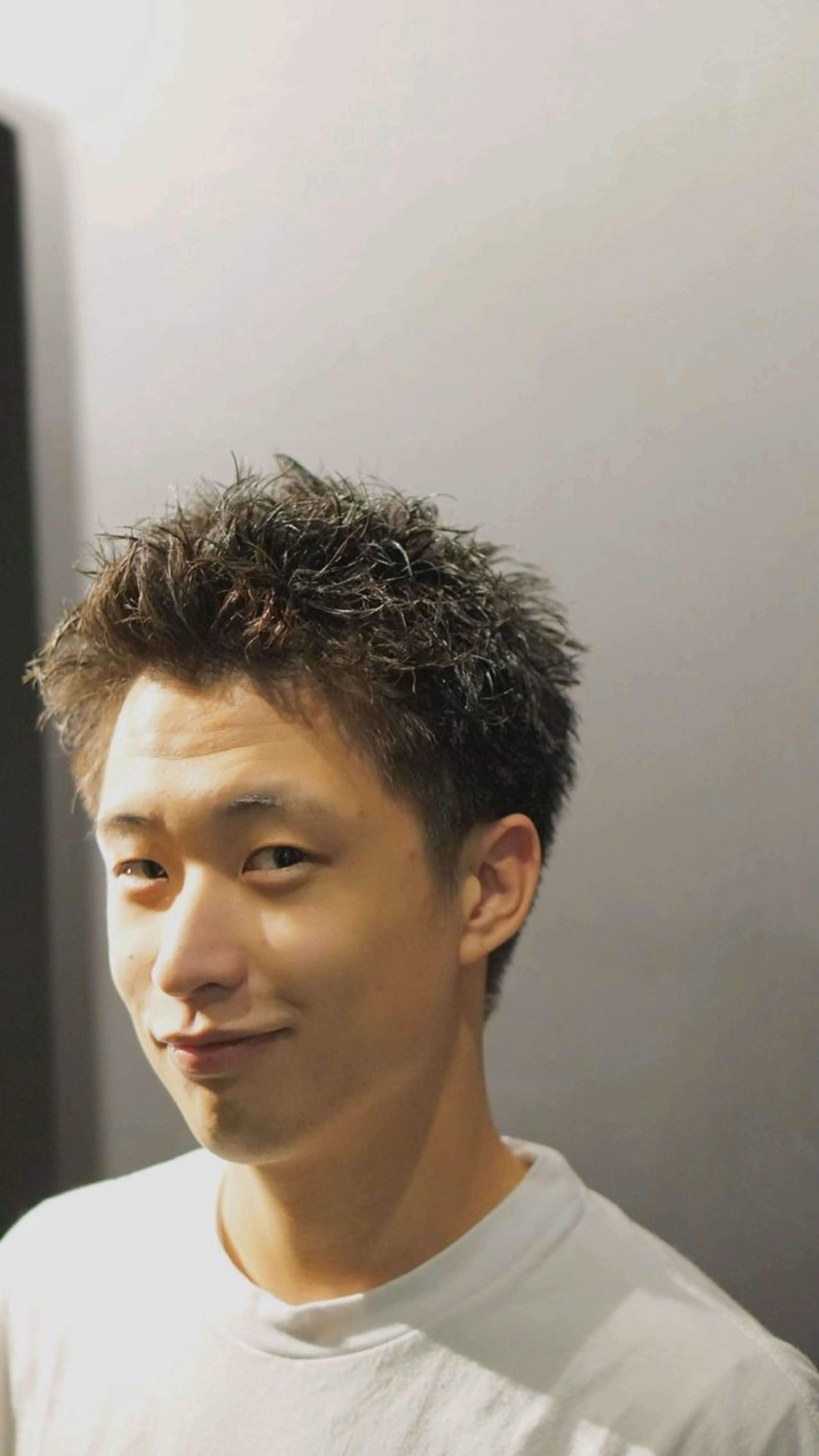 ショート パーマ メンズ メンズパーマ スパイキーショート ショートヘア 津家田 朋加のヘアスタイル