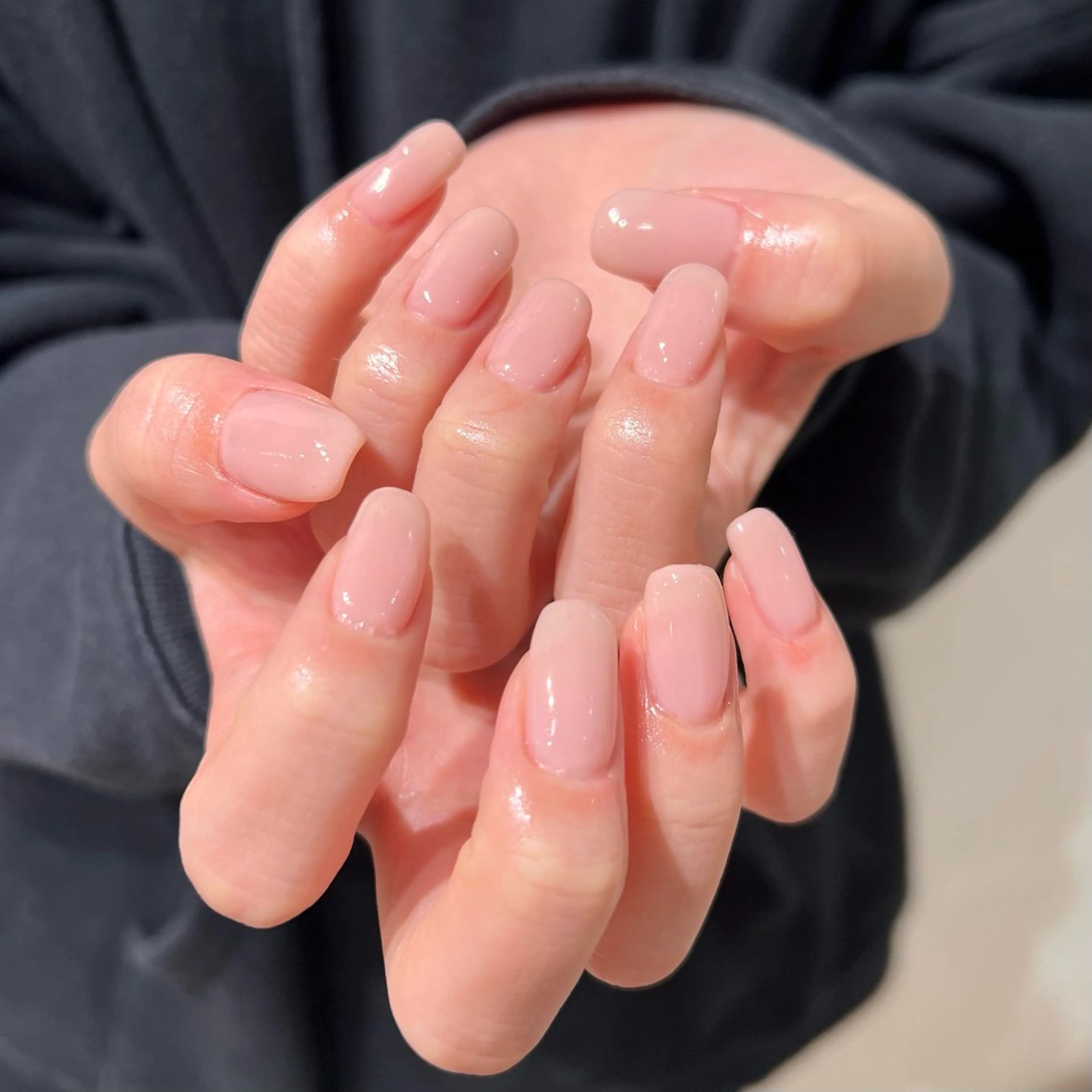 ネイル ジェルネイル オフィスネイル ワンカラーネイル パラジェル ピンク 𝙎𝙚𝙞𝙧𝙖 ☆カット/パーマのヘアスタイル