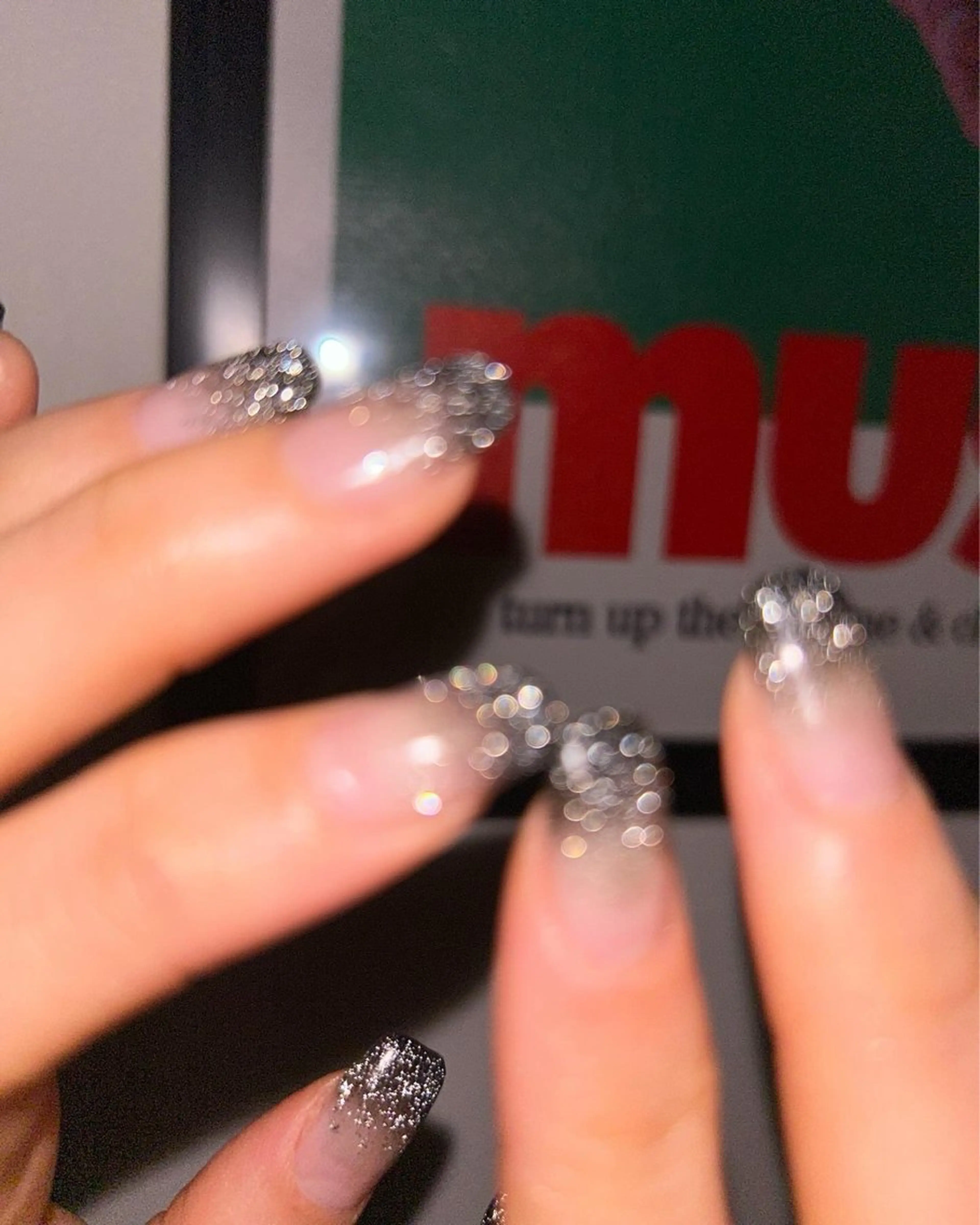 ネイル Laki nailのネイルデザイン