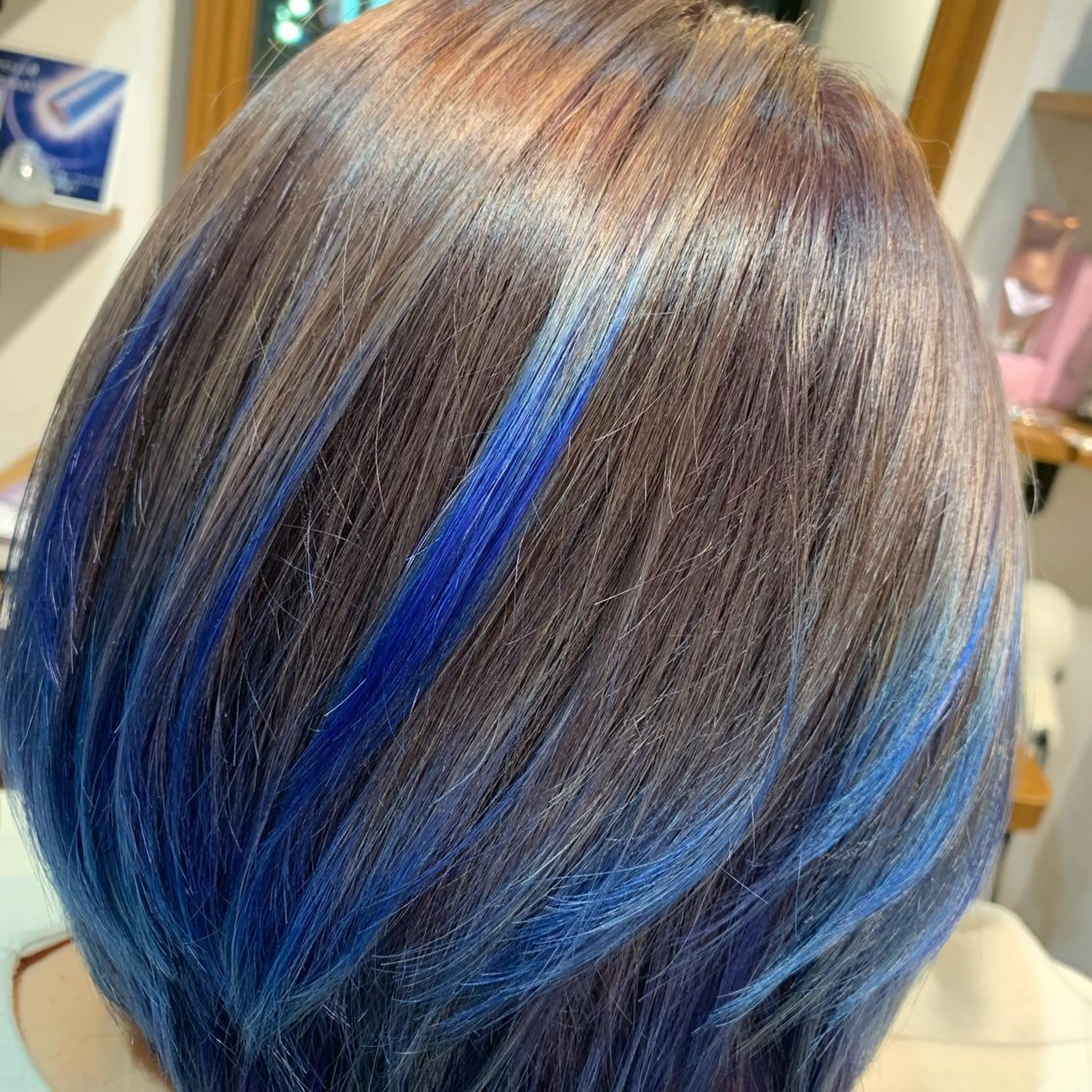 ショート カラー ブルーカラー ハイライトカラー ハイライト toiro渋谷 Yujiのヘアスタイル